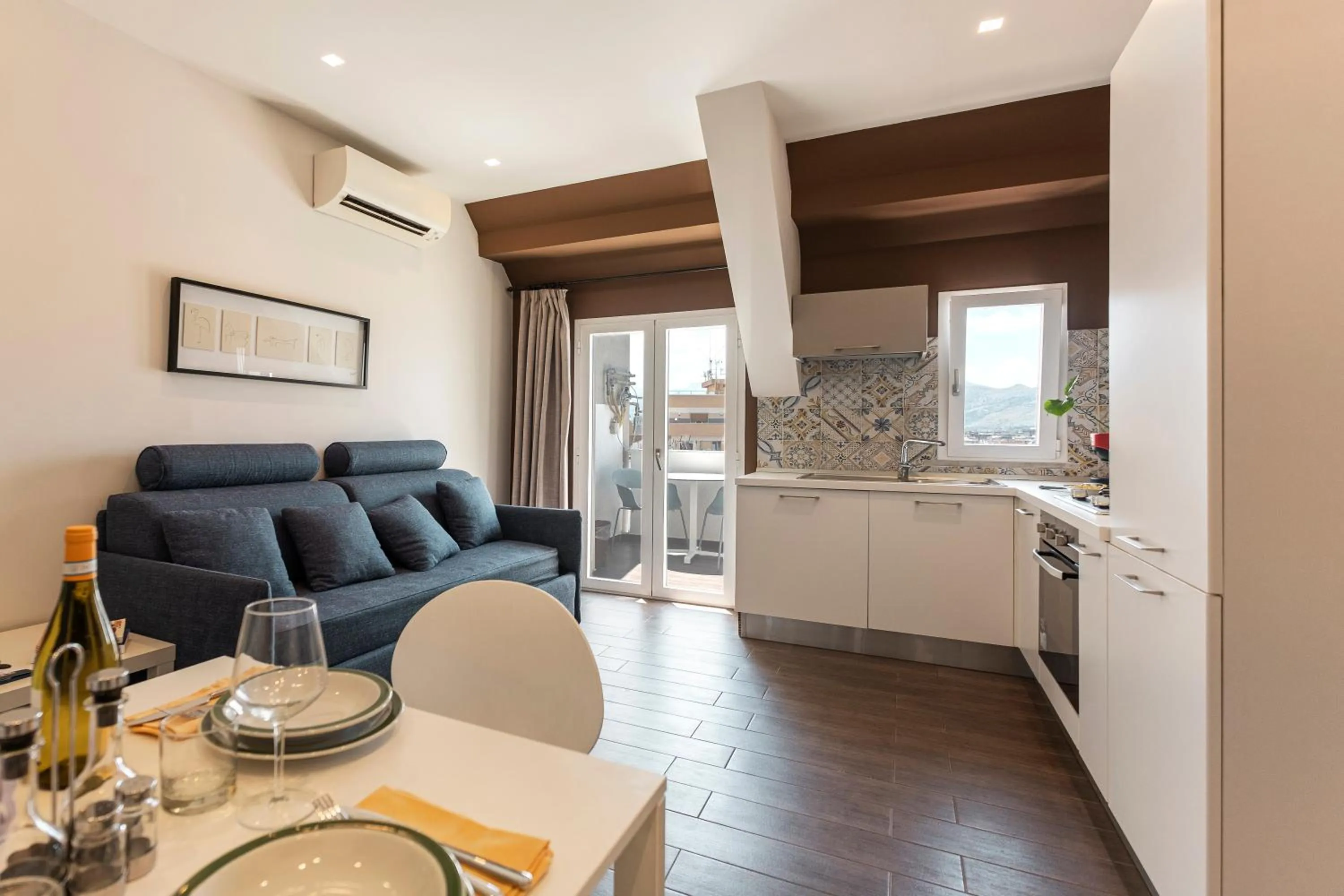 Living room in Marbela Apartments & Suites