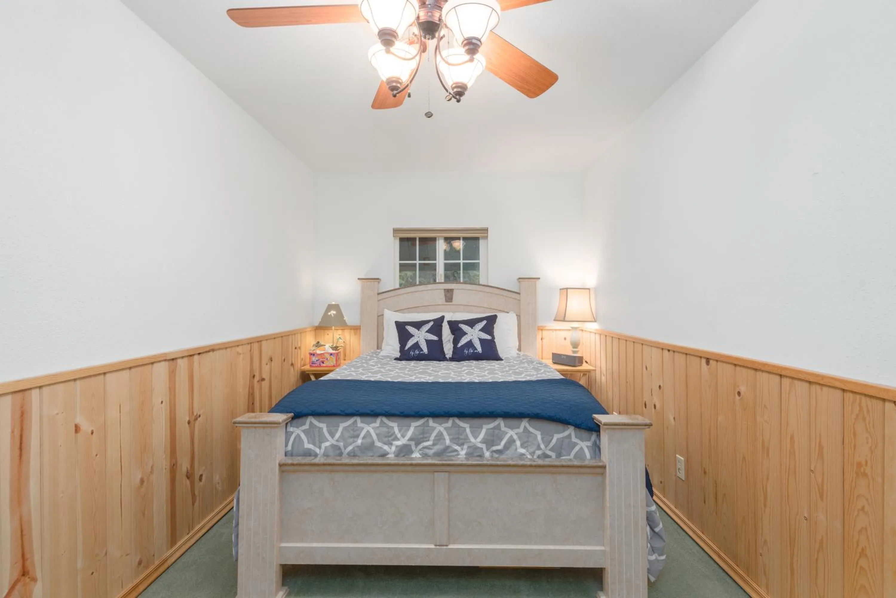 Bed in Hope's Hideaway, LLC