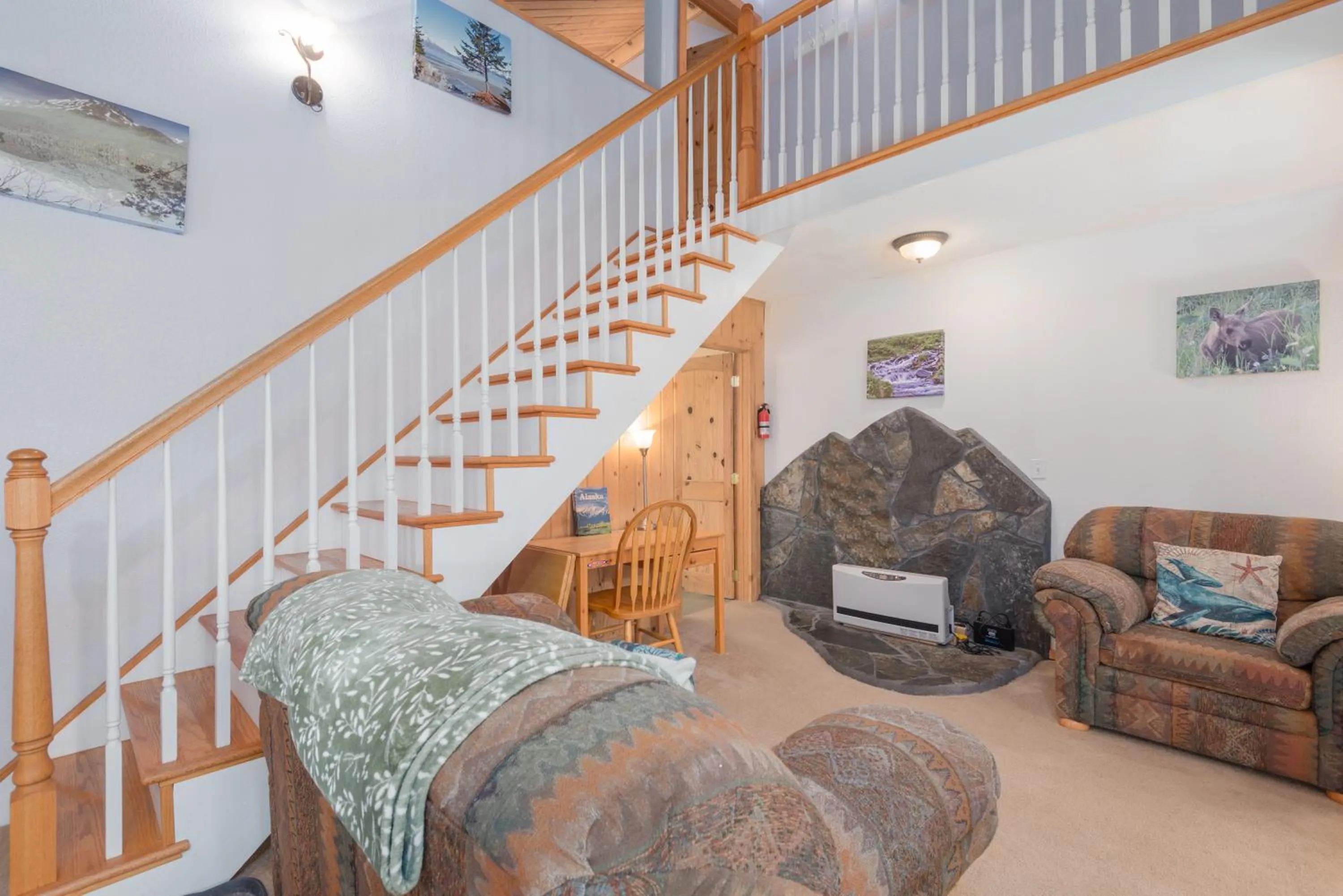 Living room in Hope's Hideaway, LLC