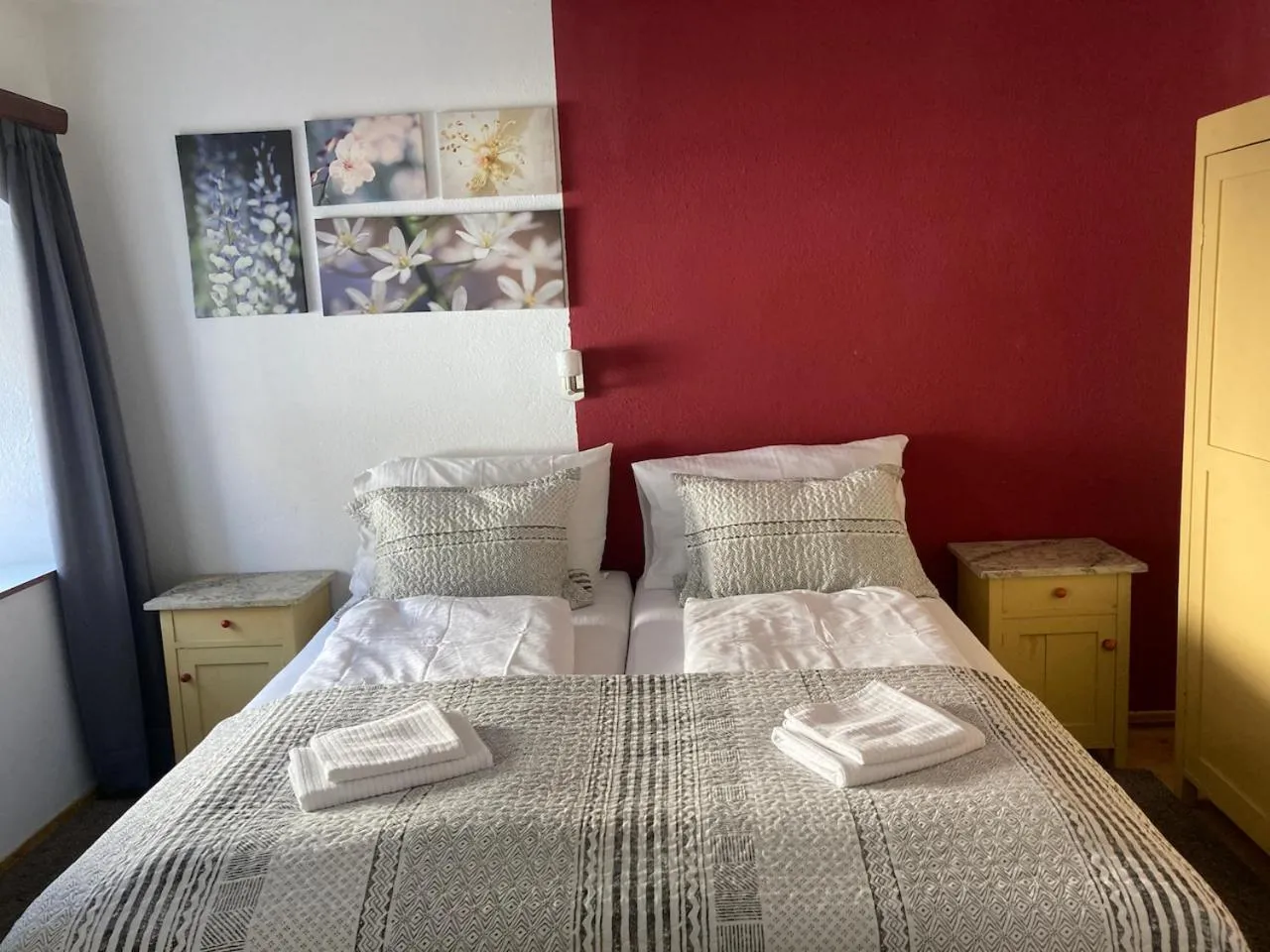 Bed in Gasthof Sonne Häselgehr