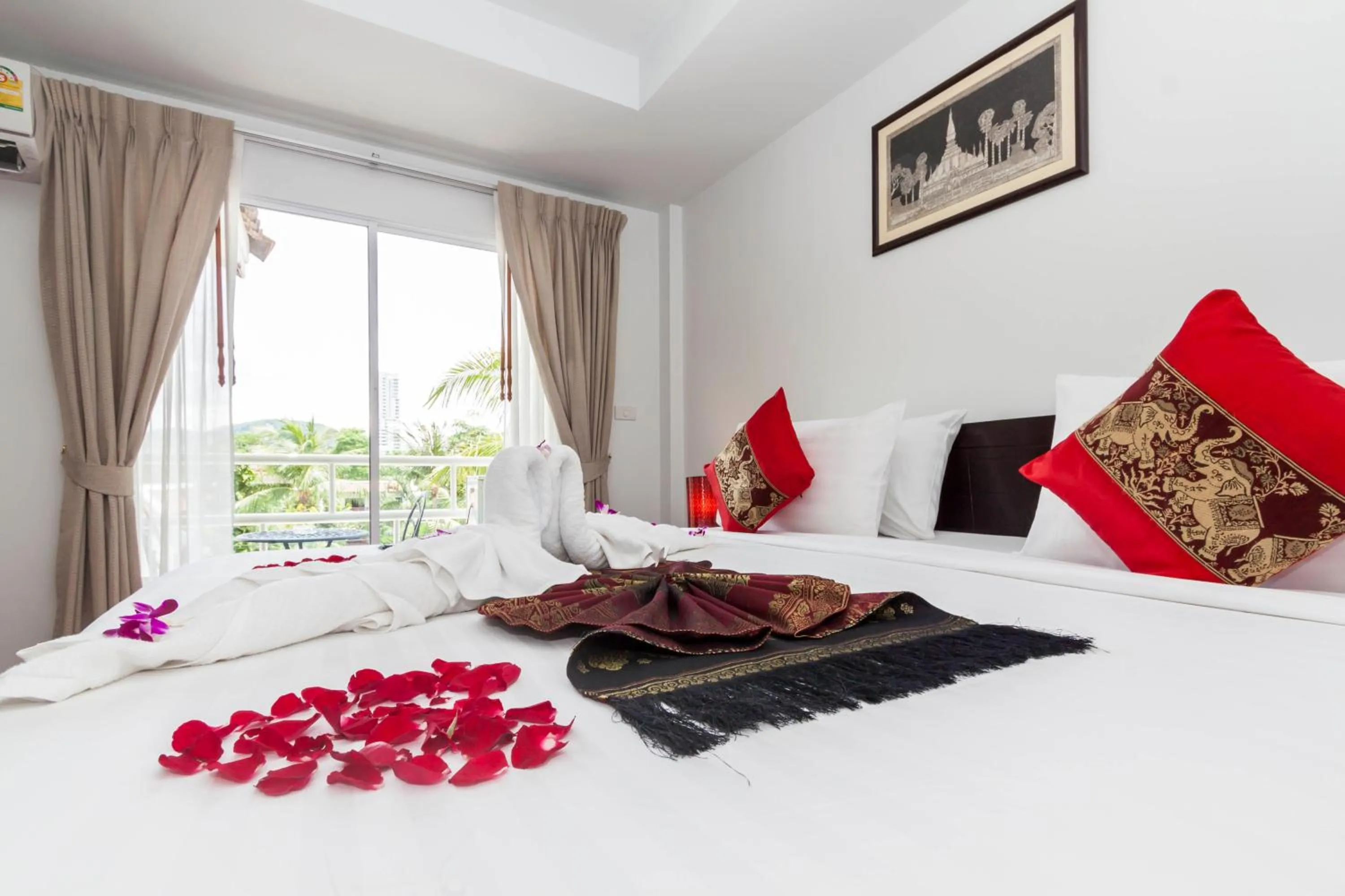 Bed in Silver Resortel