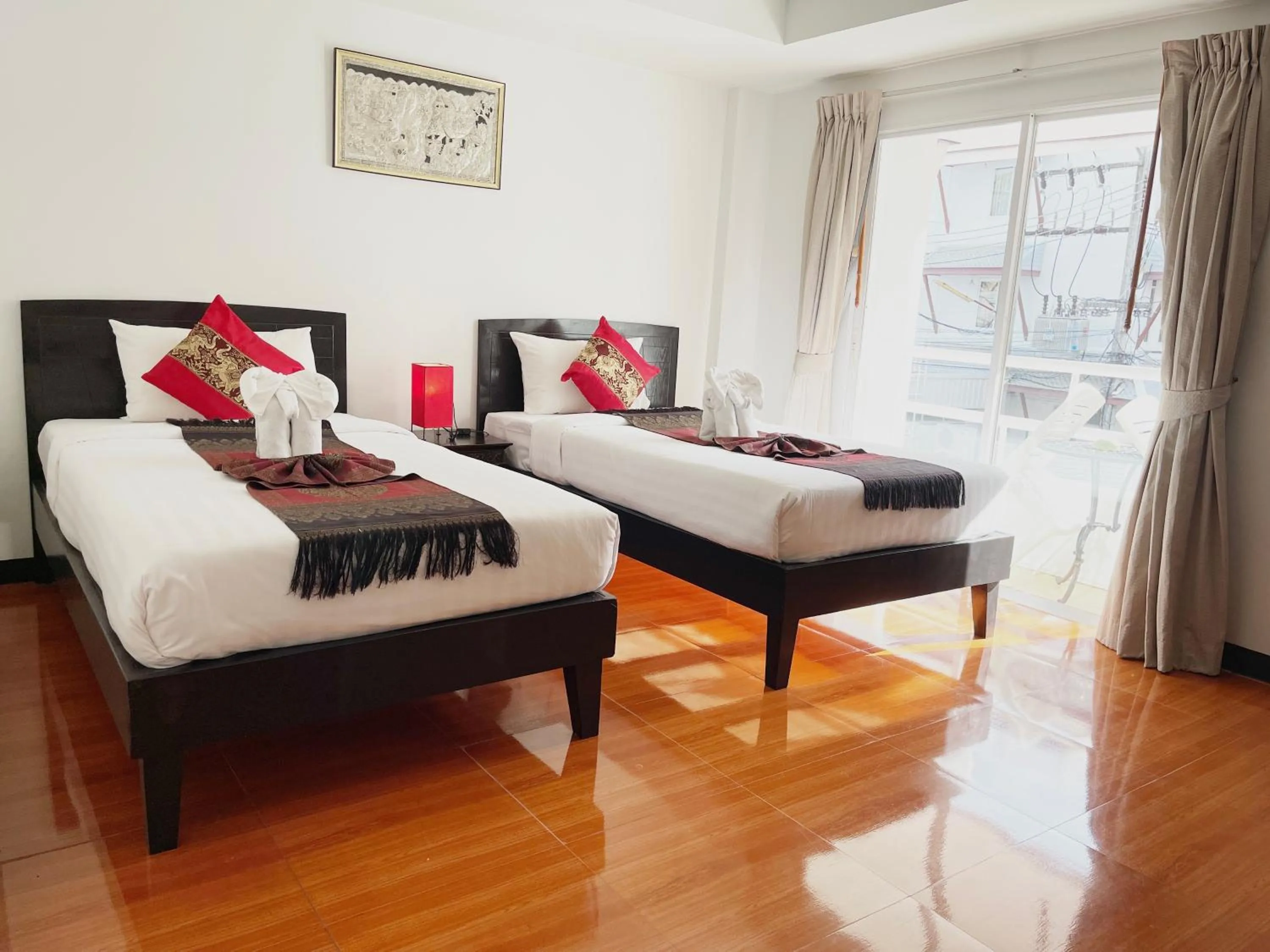 Bed in Silver Resortel