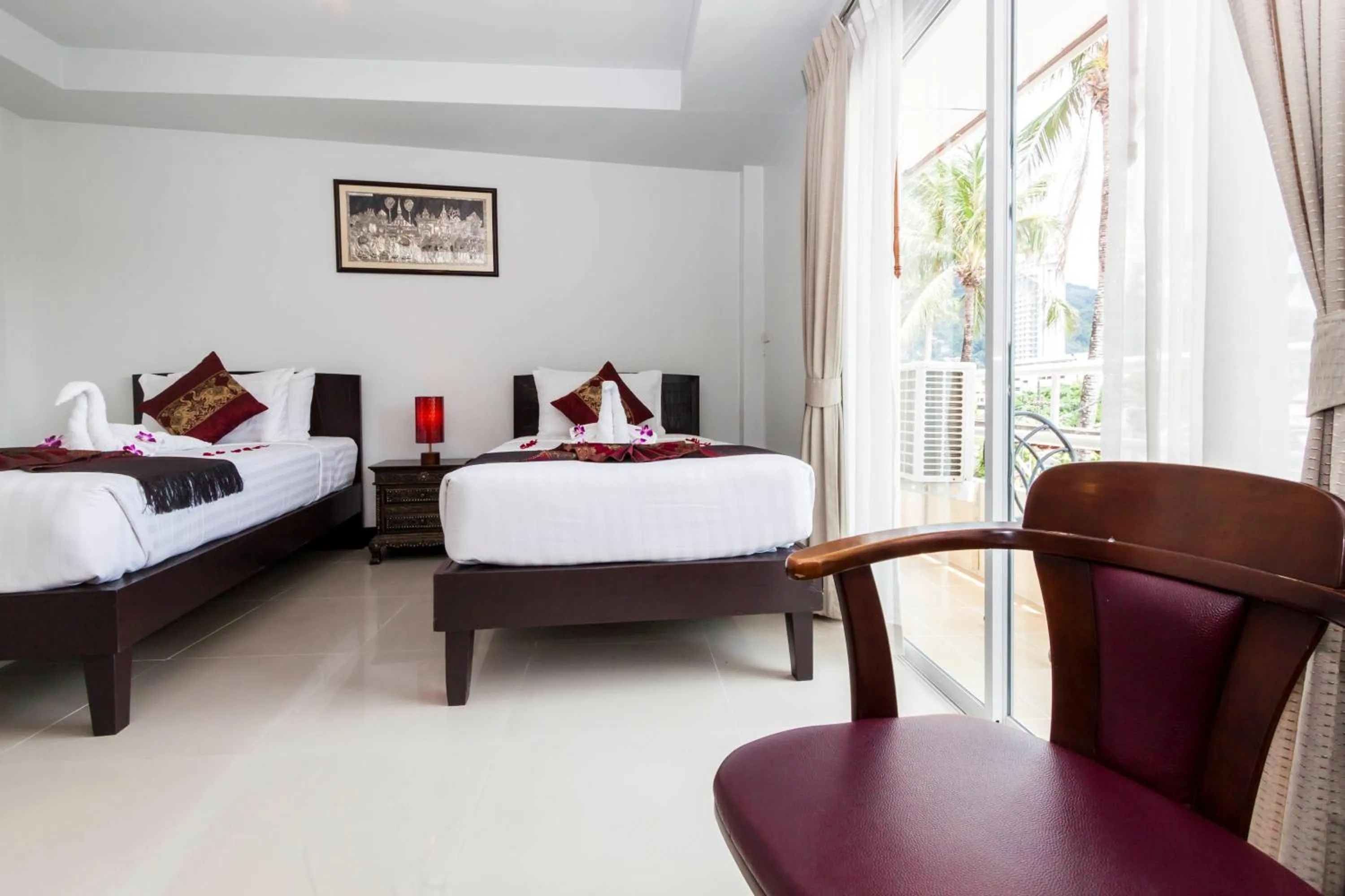 Bed in Silver Resortel