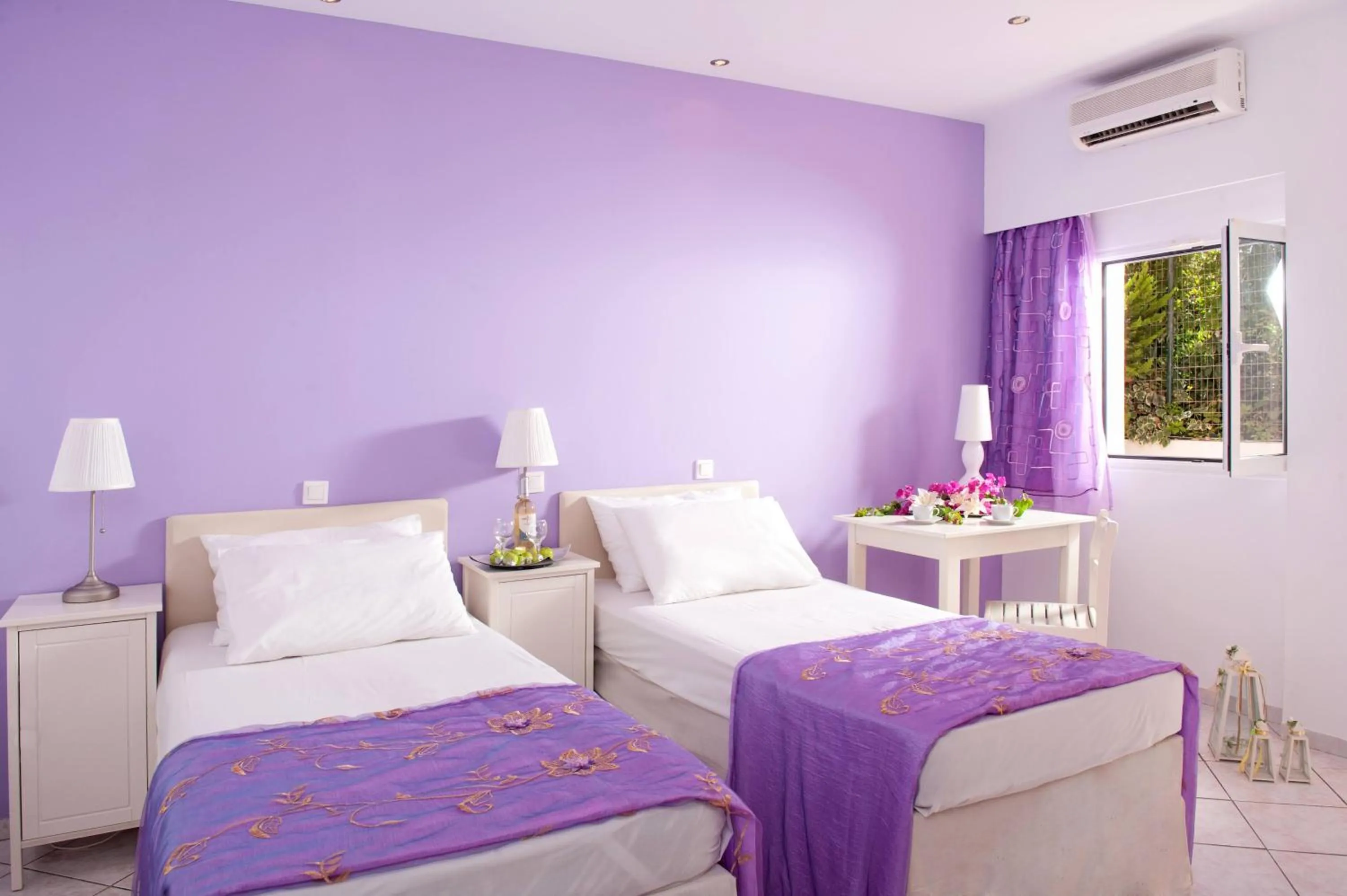 Primavera Beach Hotel Studios & Apartments