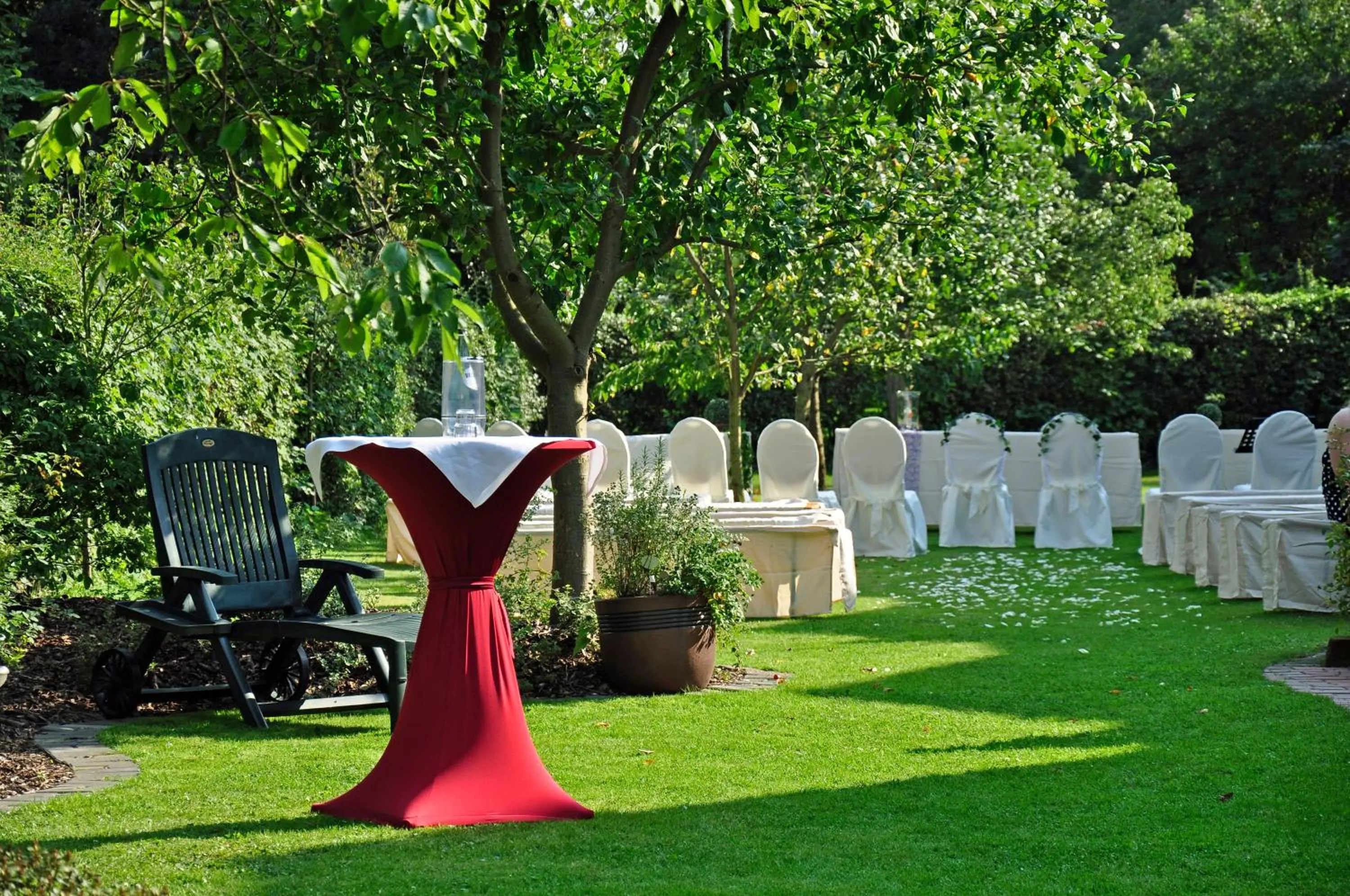 Activities in Hotel & Restaurant Zum Deutschen Hause