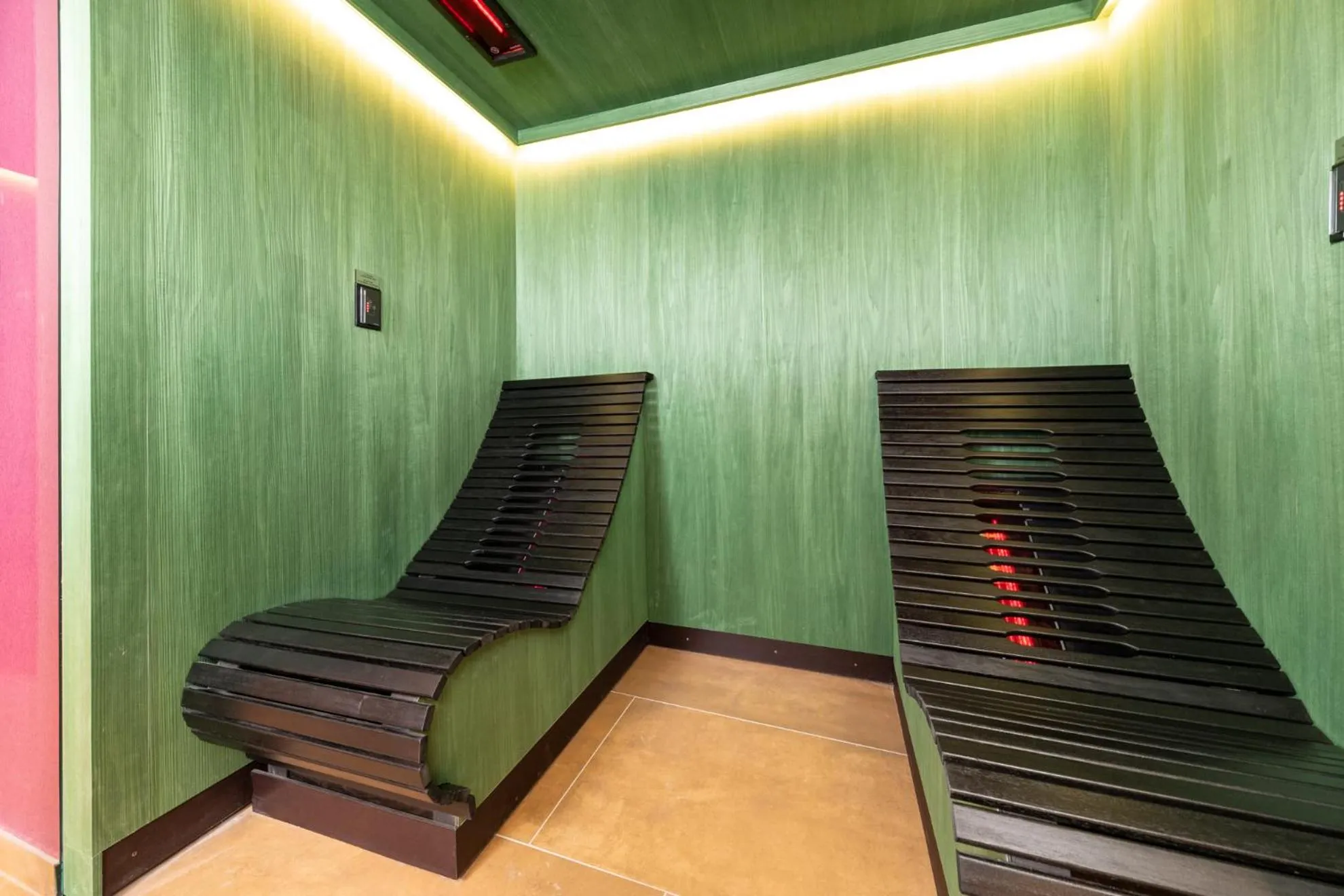 Swimming pool in Hotel Panther'A