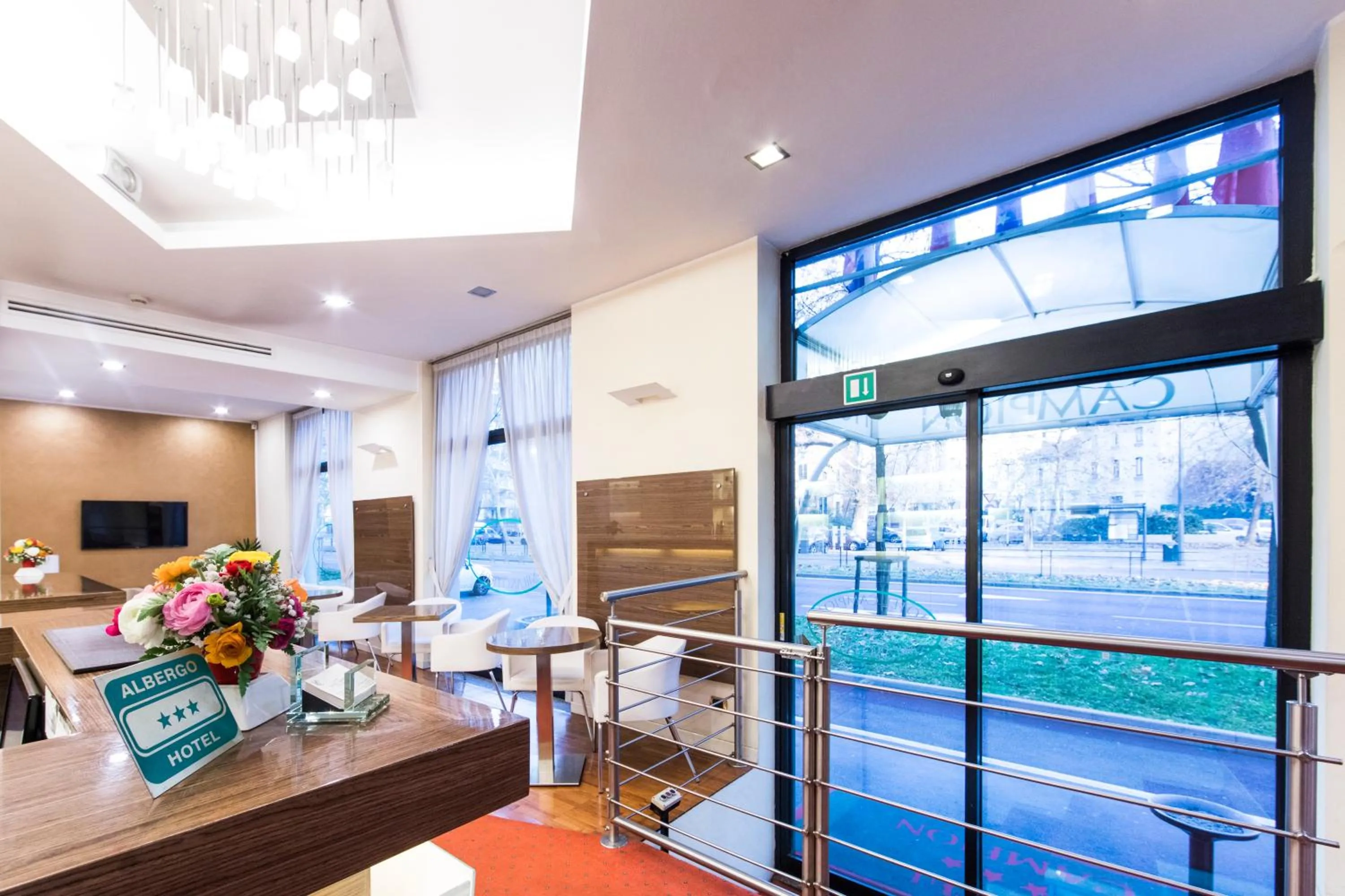 Lobby or reception in Hotel Campion CityLife