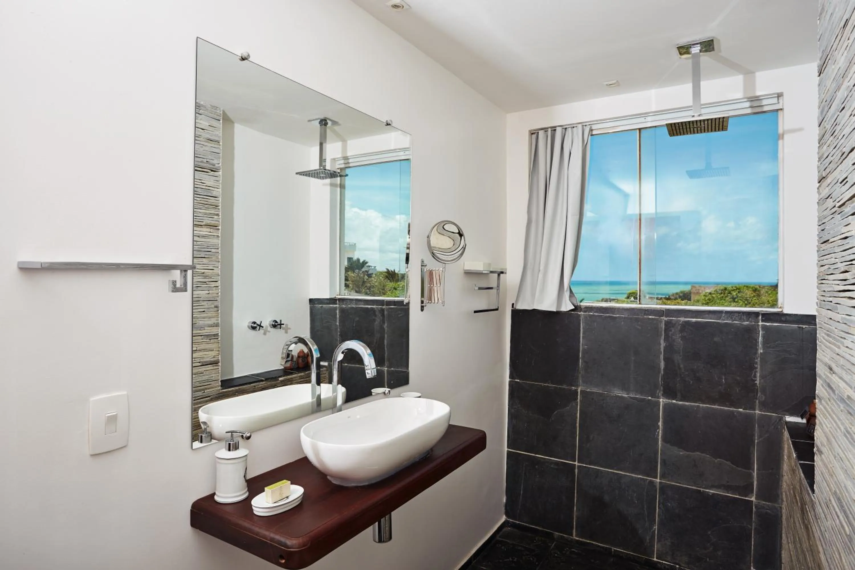 Property building in Kilombo Villas & Spa