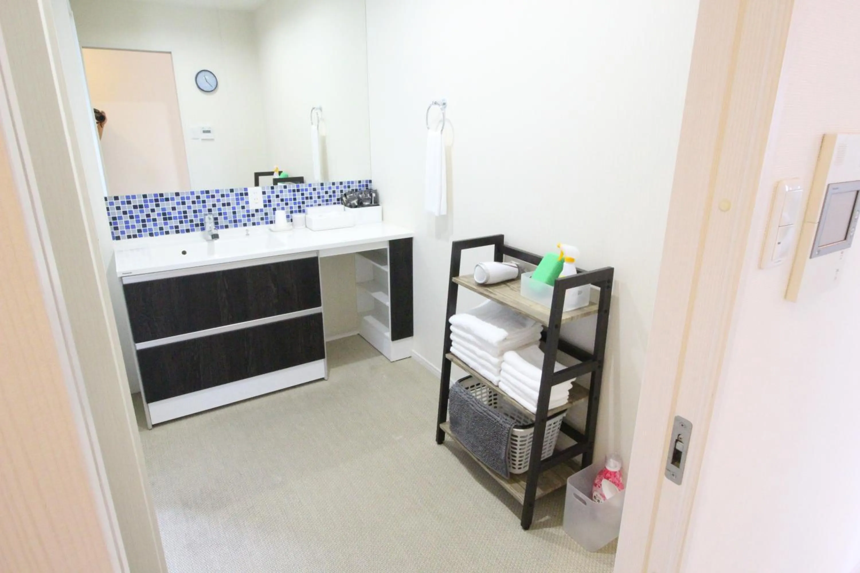 Bed in Condominium Felicita Naha