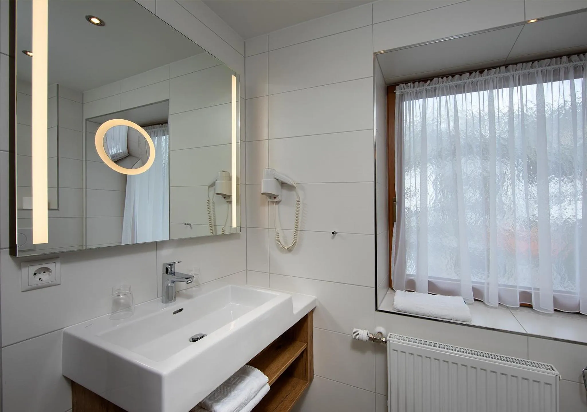 Shower in Hotel Huberhof