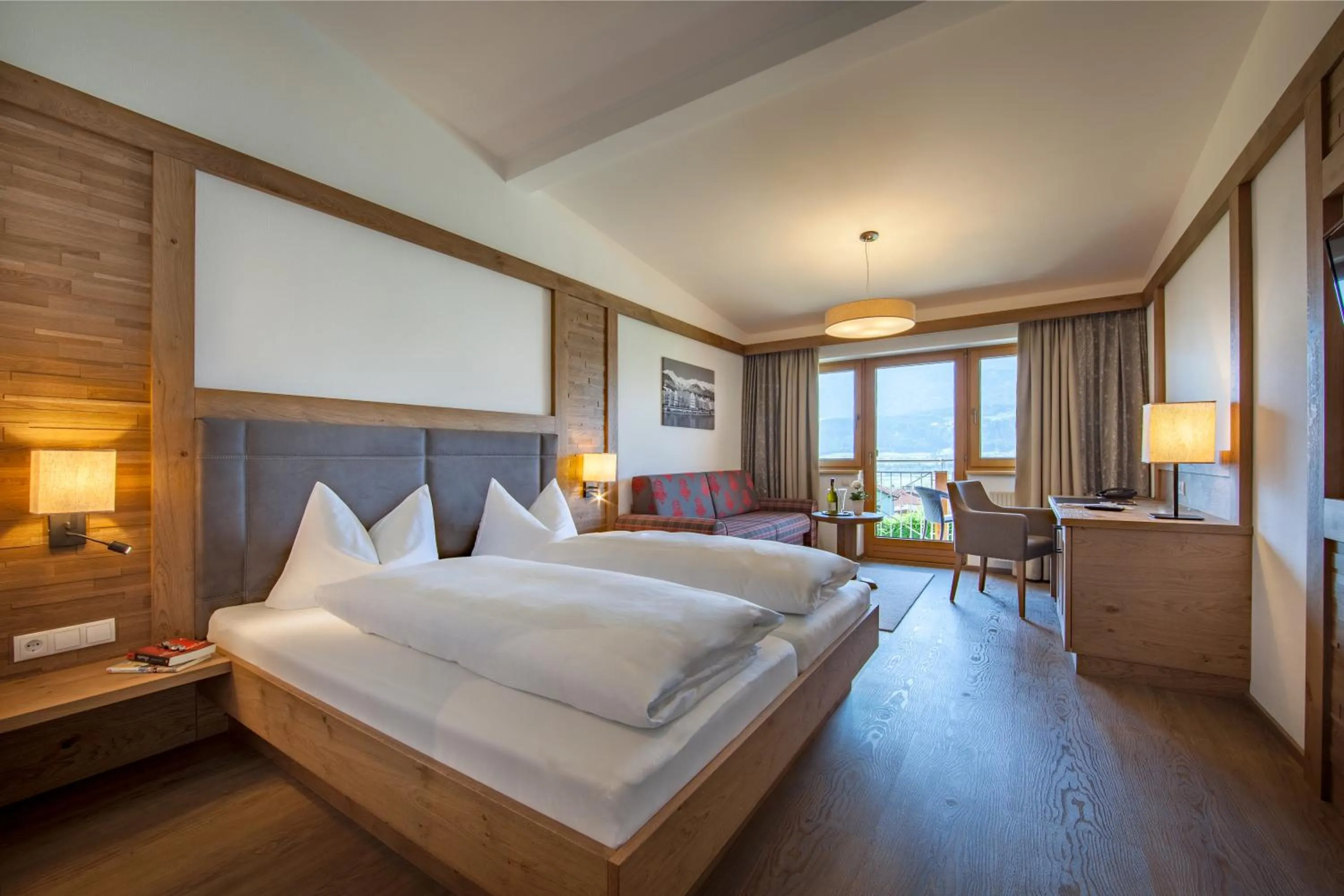Photo of the whole room, Bed in Hotel Huberhof