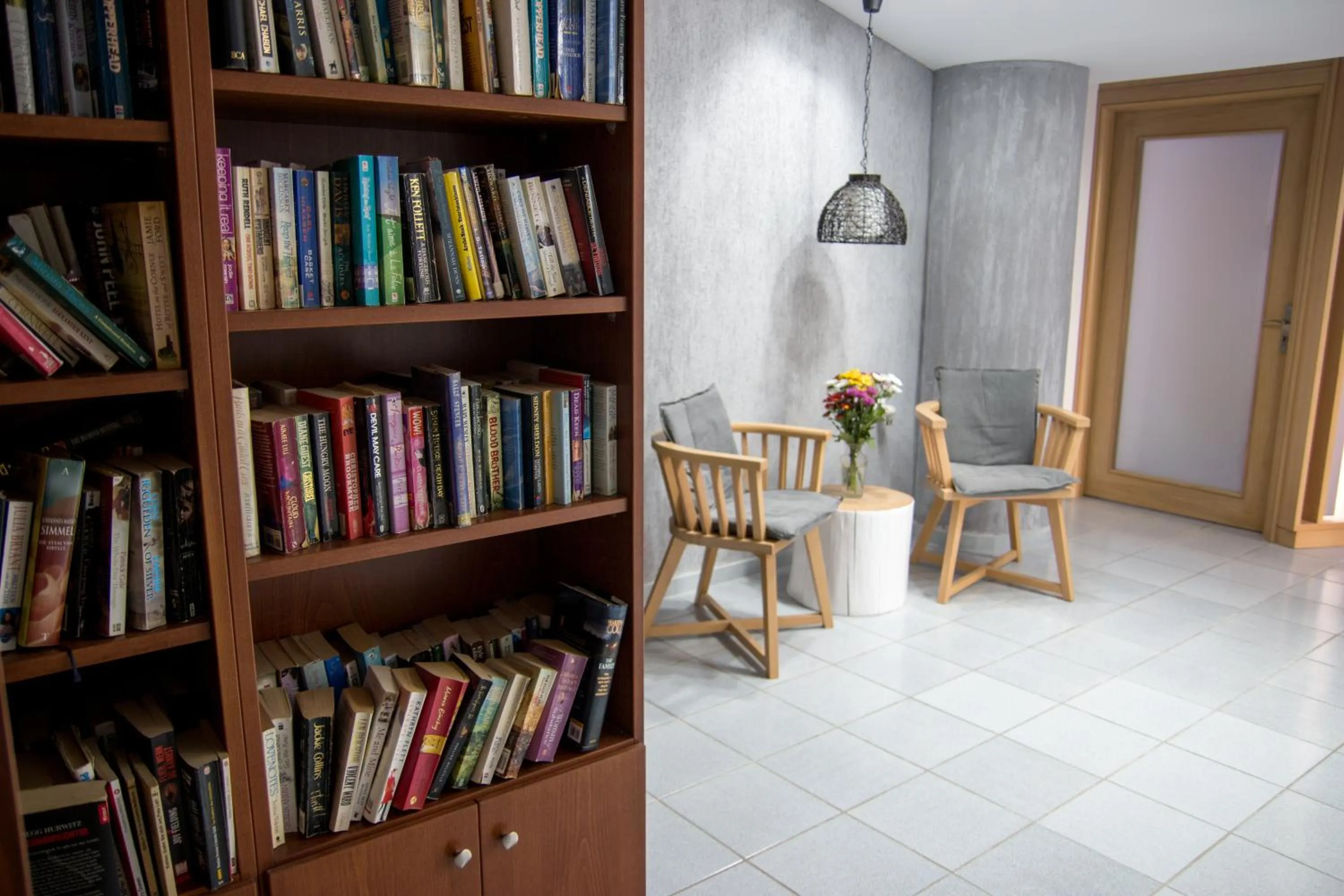Library in Iliana Hotel