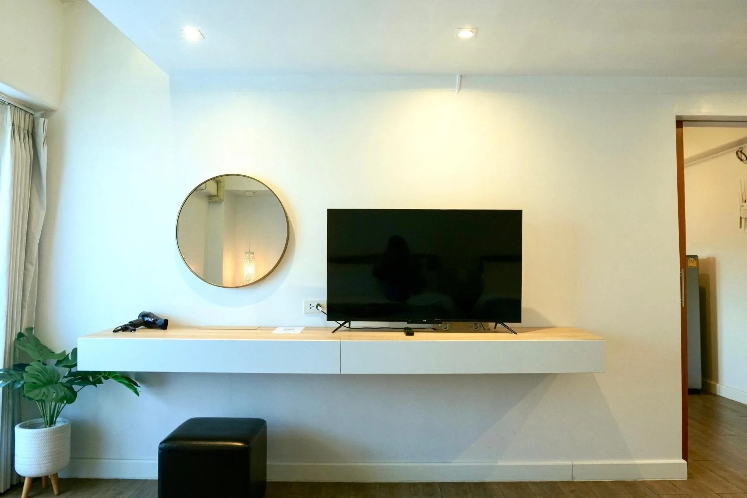 Area and facilities in Suneta Hostel Chiangmai