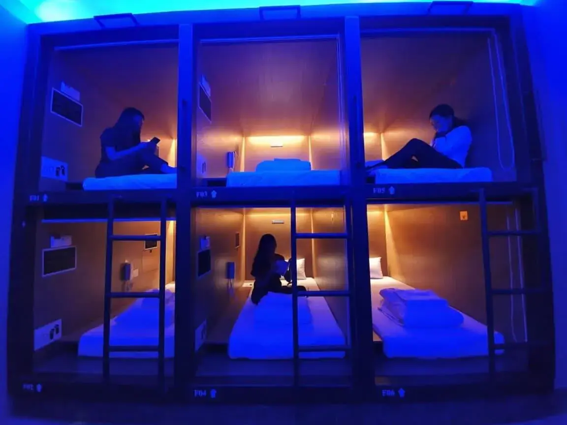 Single Pod in Male Dormitory Room - 3 hours in Sovotel @ Napzone KKIA Single Pod in Male Dormitory Room - 3 hours in Sovotel @ Napzone KKIA