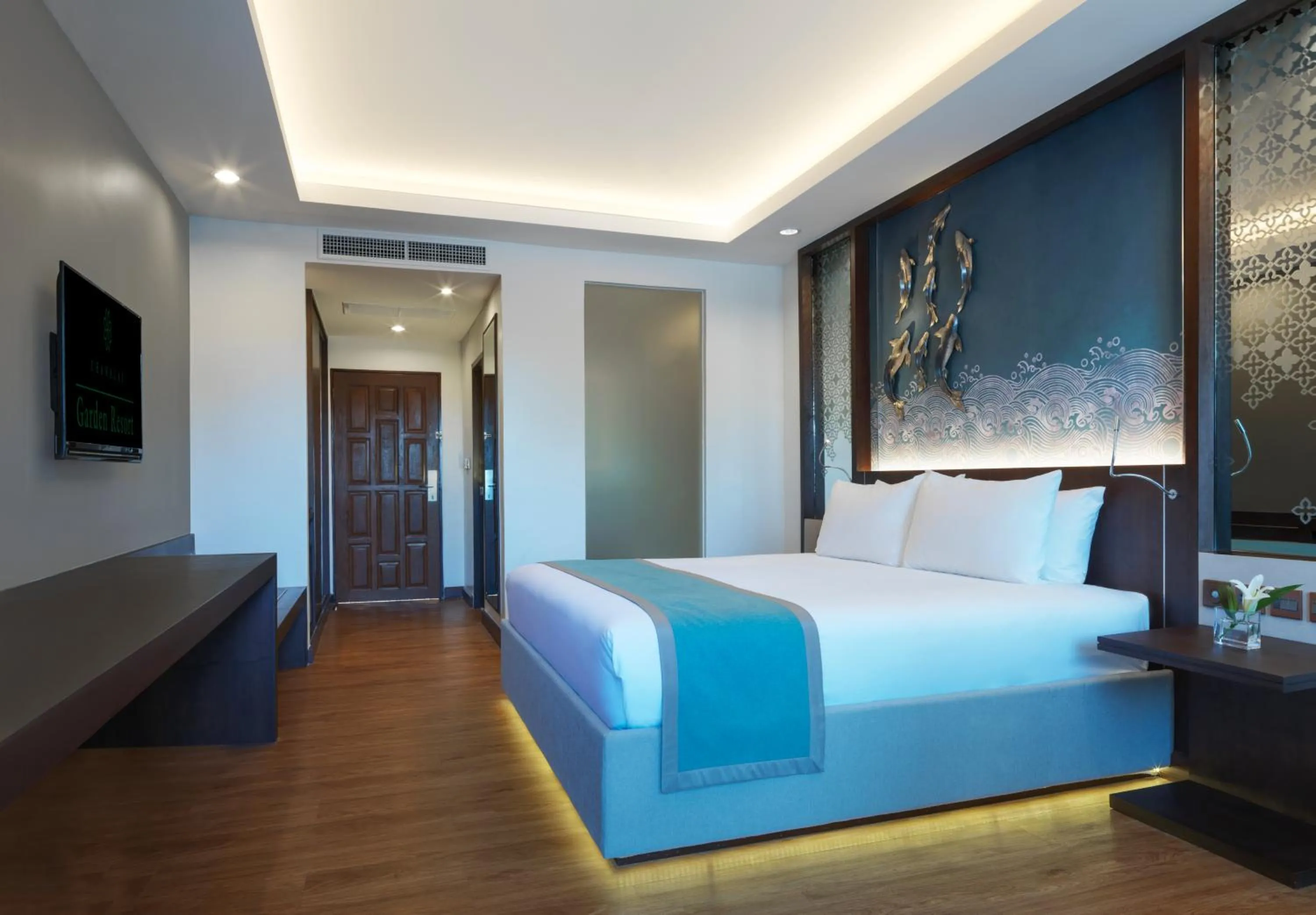Photo of the whole room, Bed in Chanalai Garden Resort, Kata Beach