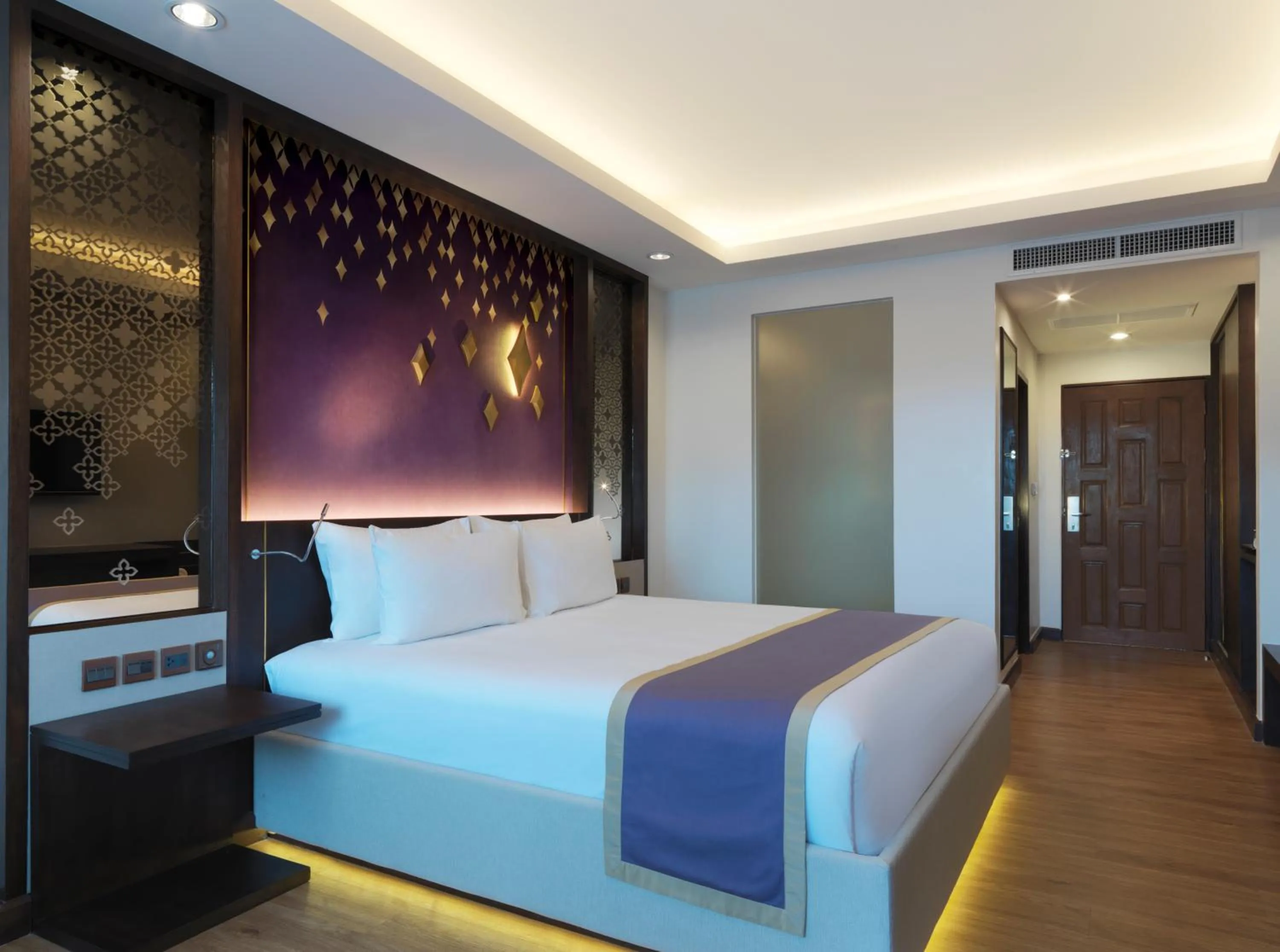 Photo of the whole room, Bed in Chanalai Garden Resort, Kata Beach