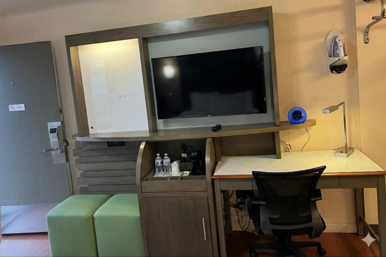 Lobby or reception in Americas Best Value Inn Eugene