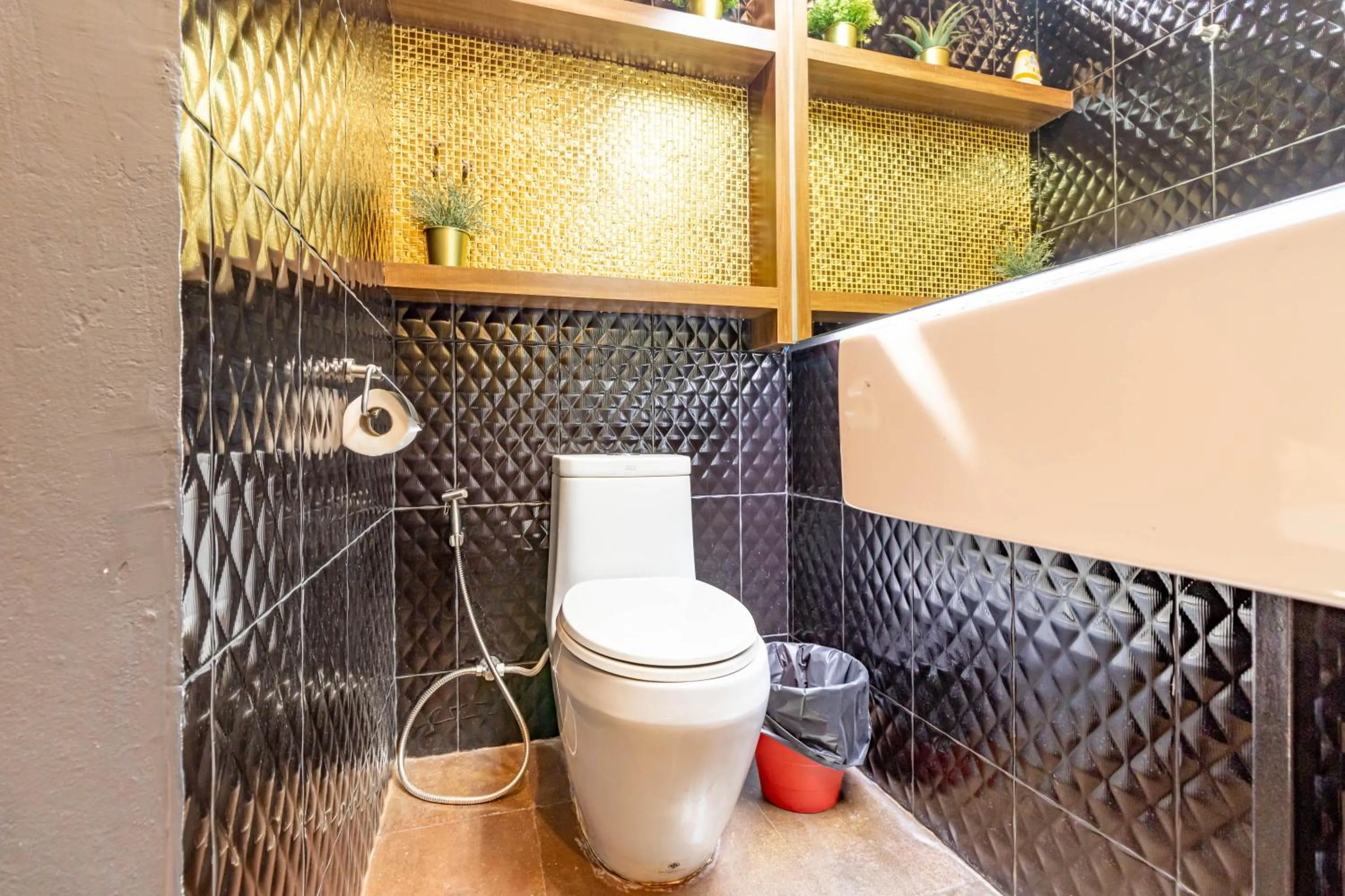 Bathroom in CLOUD on Saladaeng Silom Hostel Bangkok