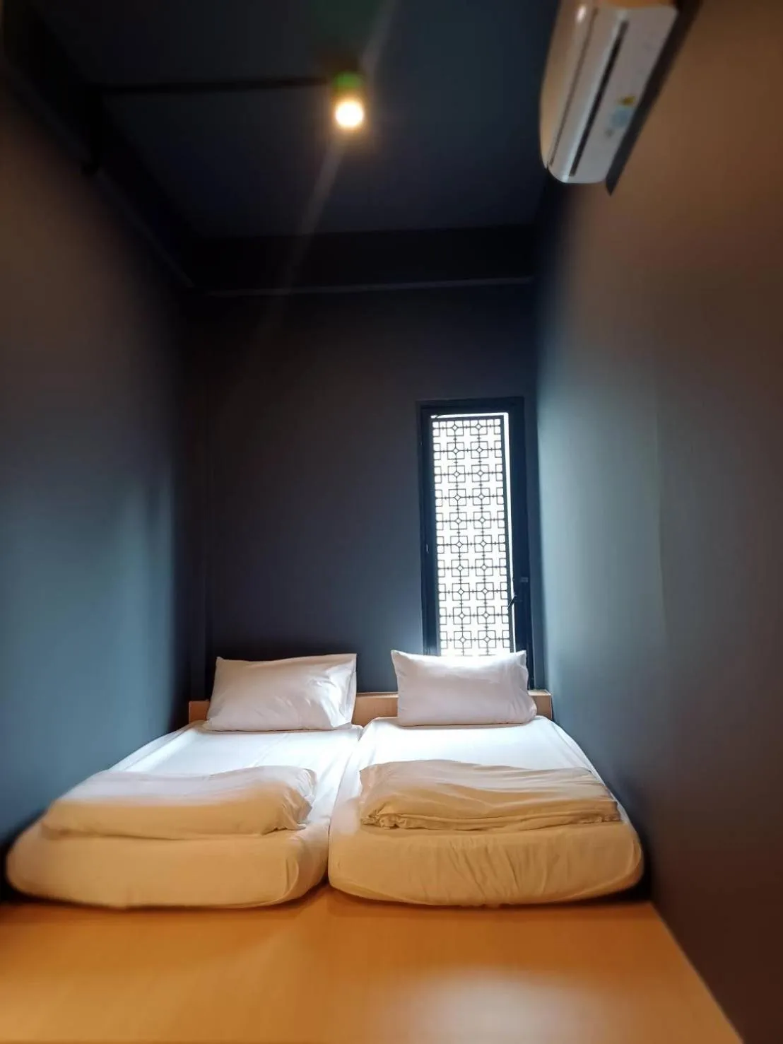 Twin Room in CLOUD on Saladaeng Silom Hostel Bangkok