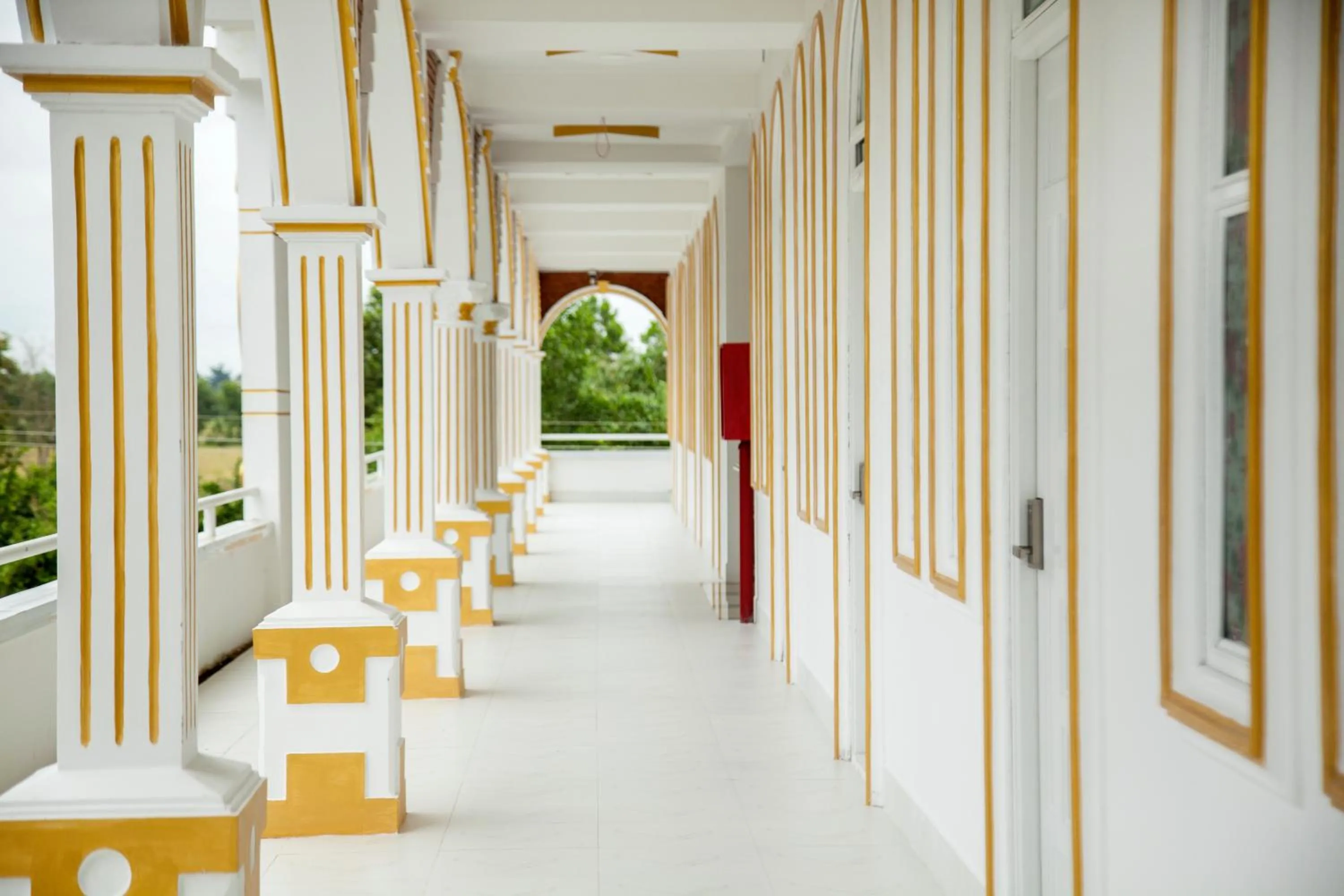 Property building in Satraco Royal Hotel