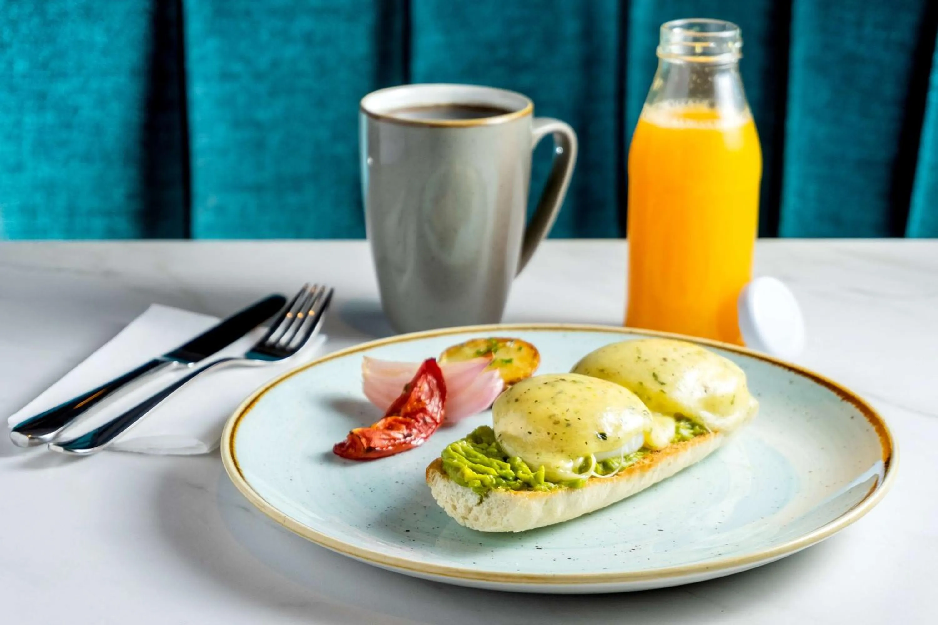 Restaurant/places to eat in Hyatt Centric Las Condes Santiago