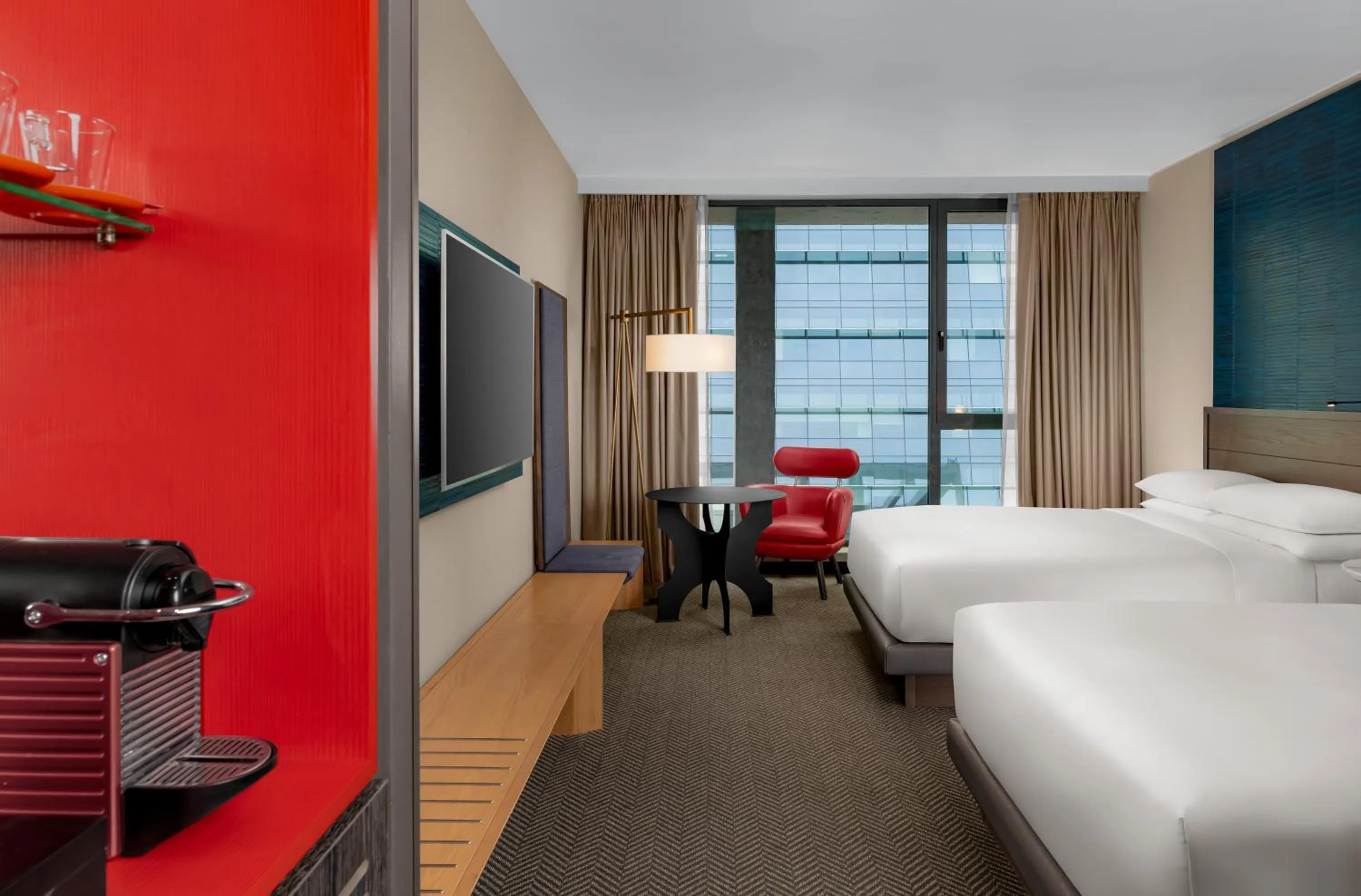 Photo of the whole room, Bed in Hyatt Centric Las Condes Santiago