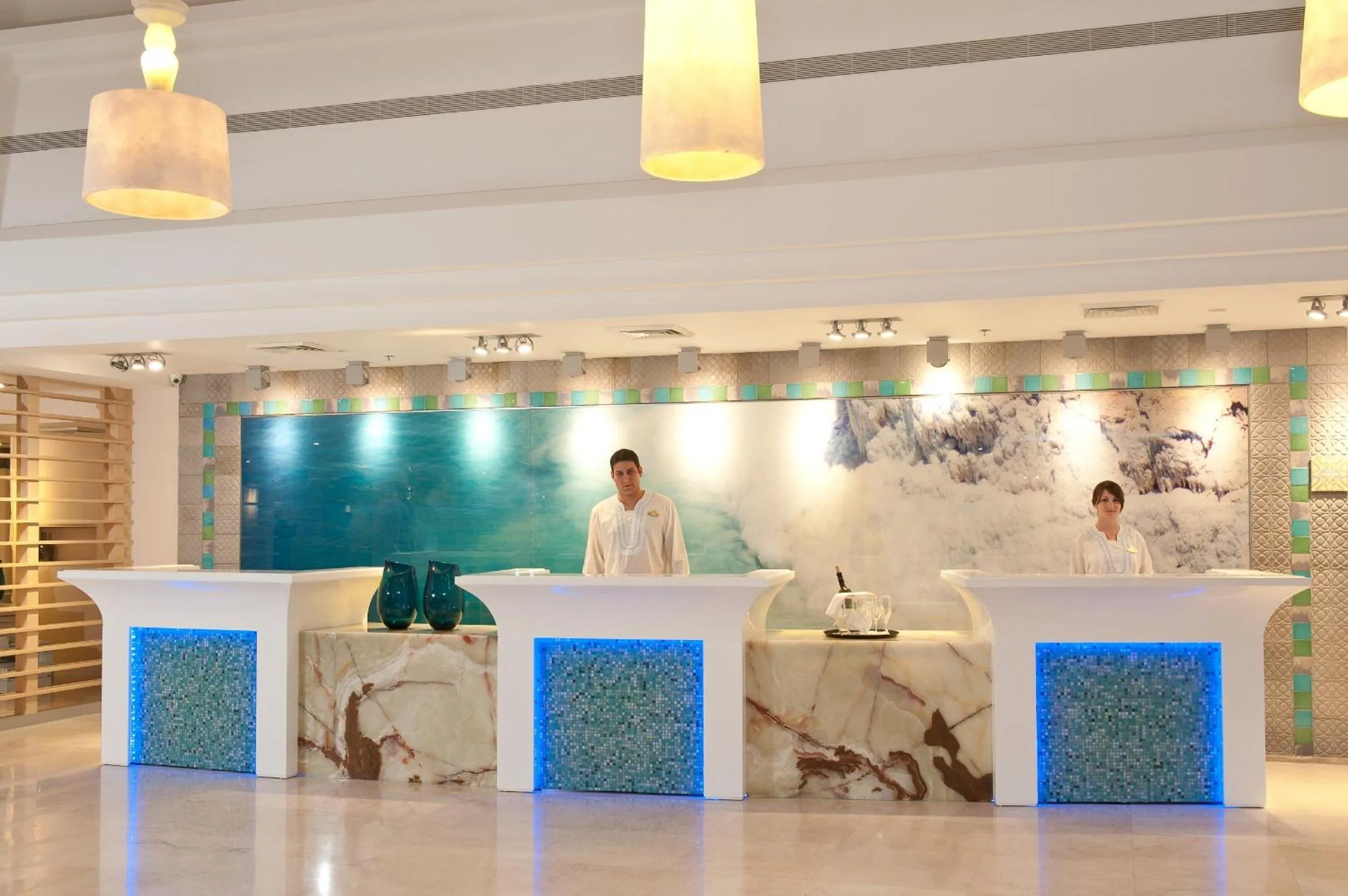 Lobby or reception in Herods Dead Sea – A Premium Collection by Fattal Hotels