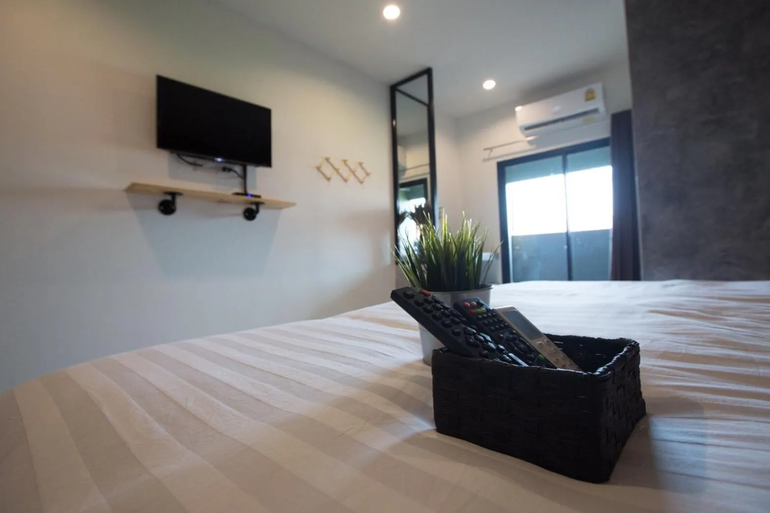 Bed in Pimchanok Resort