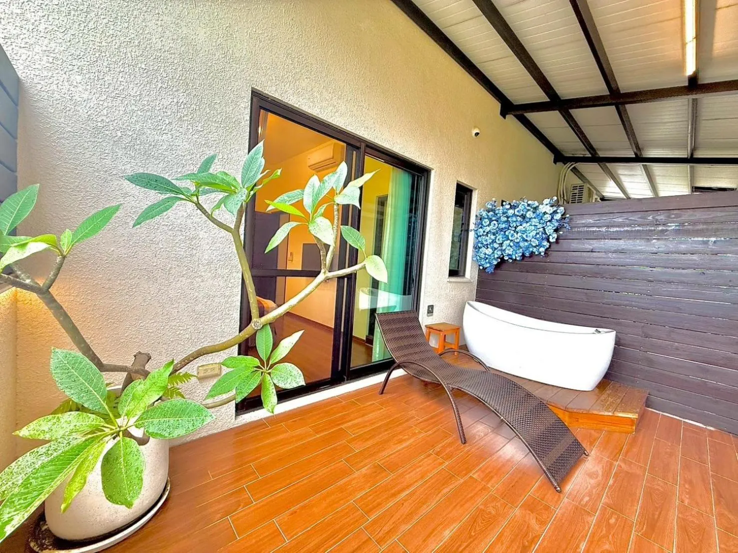 Balcony/Terrace in Kurumba JiJi B&B