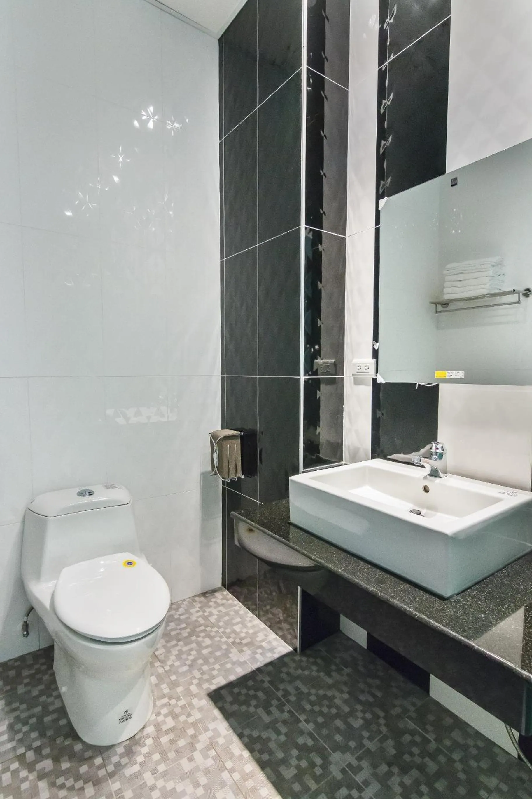 Toilet in The Dawn B&B