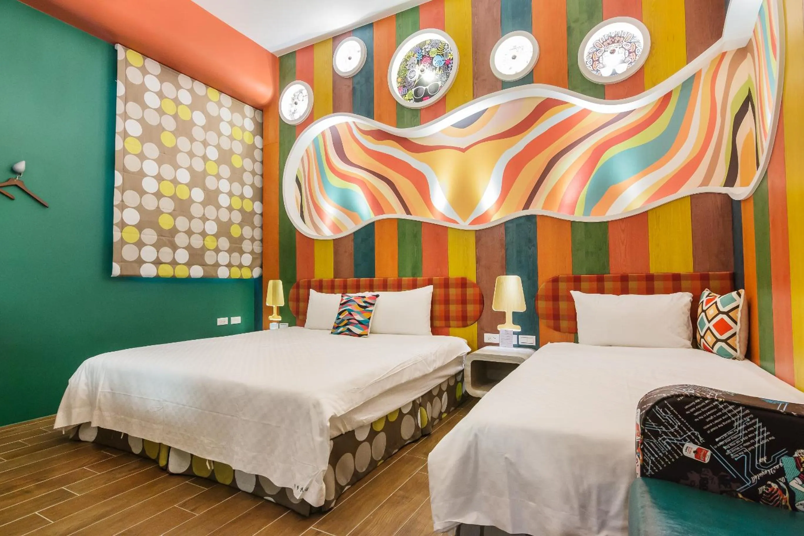 bunk bed, Bed in The Dawn B&B