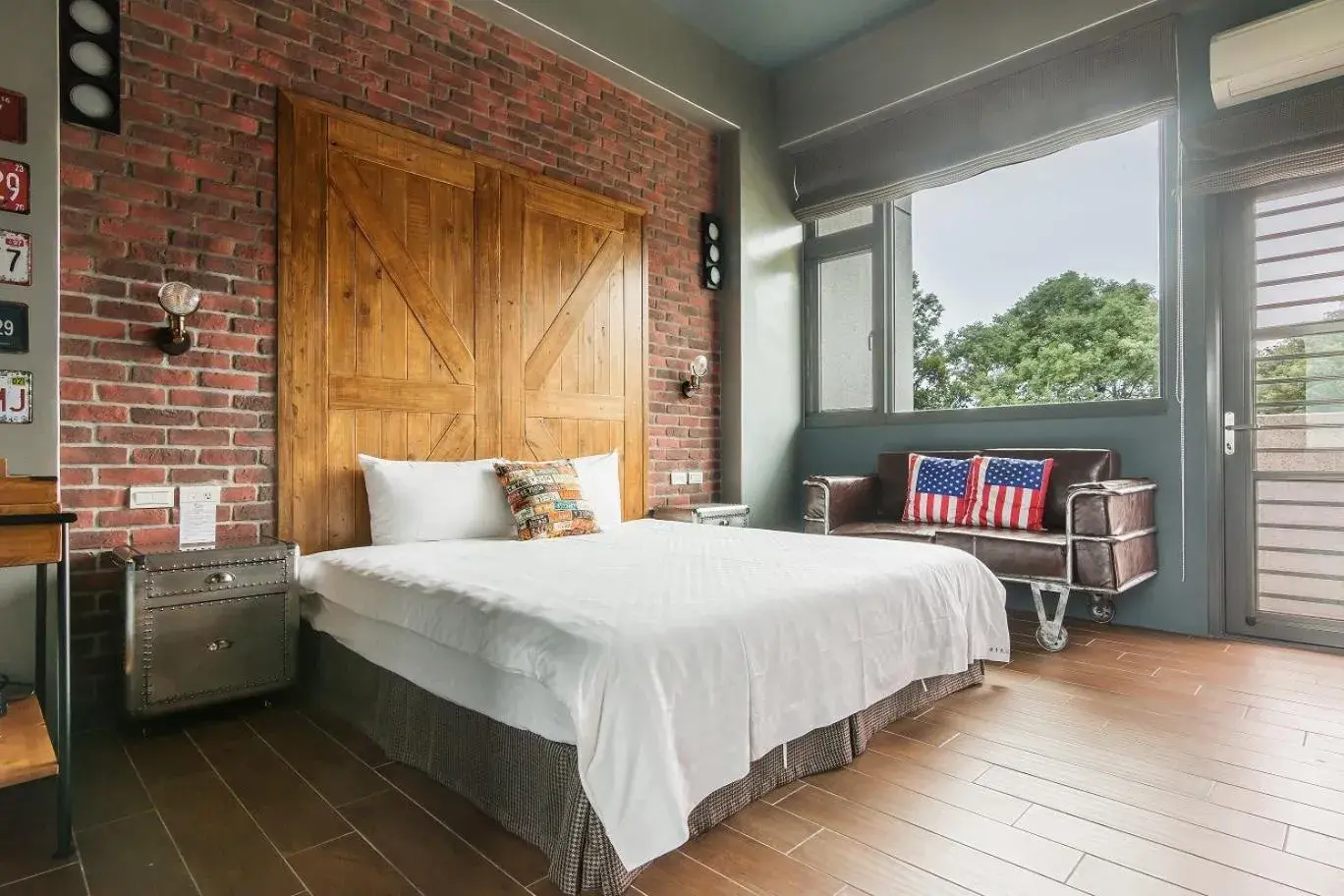 Double Room with Balcony in The Dawn B&B Double Room with Balcony in The Dawn B&B