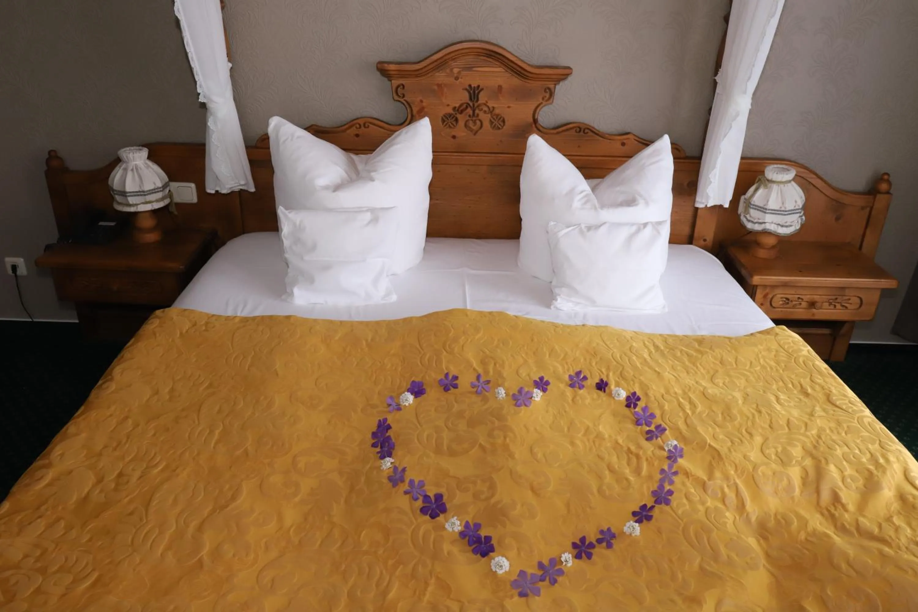 Bed in Panoramahotel & Restaurant am Marienturm