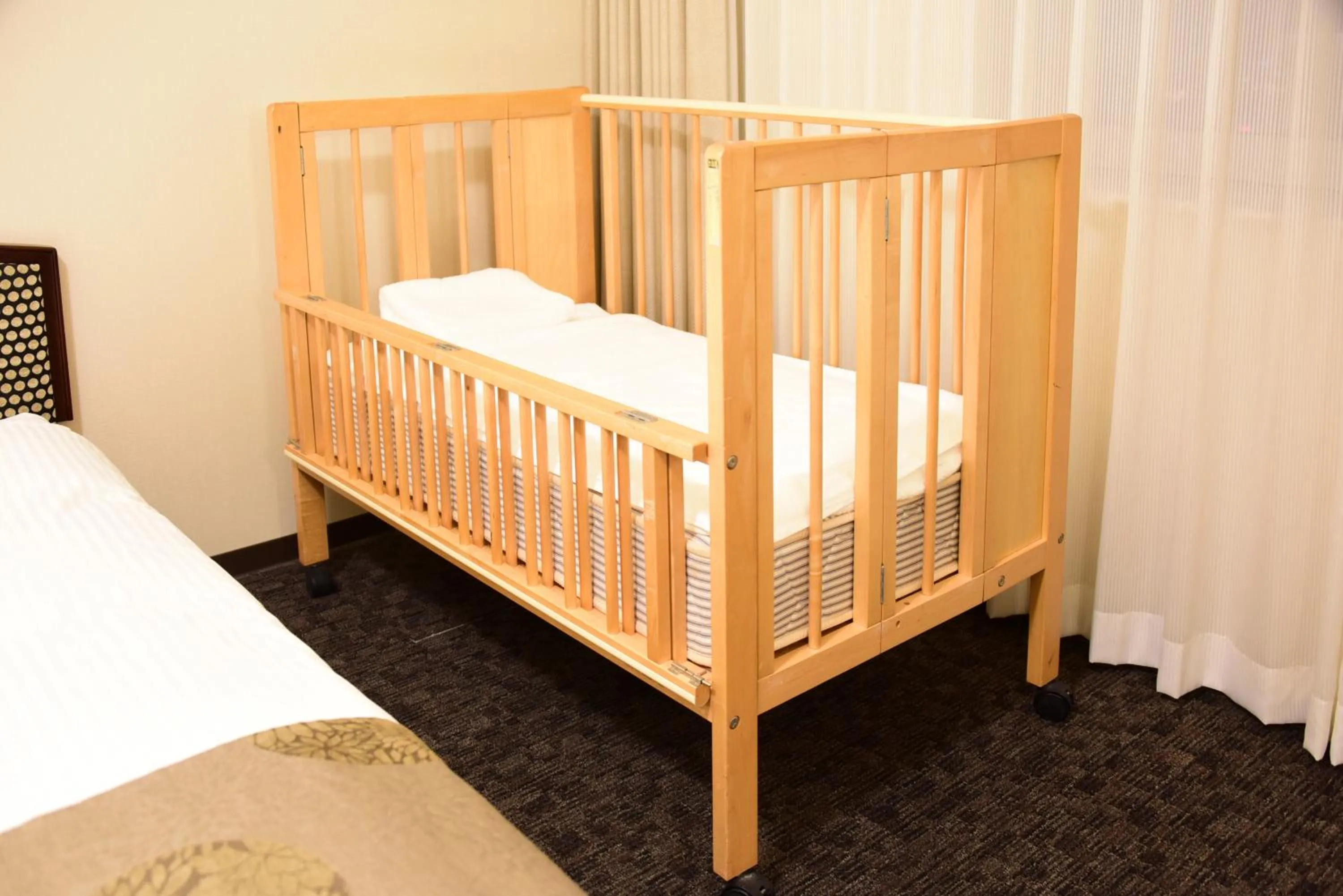 Bed in Hotel Sankyo Fukushima