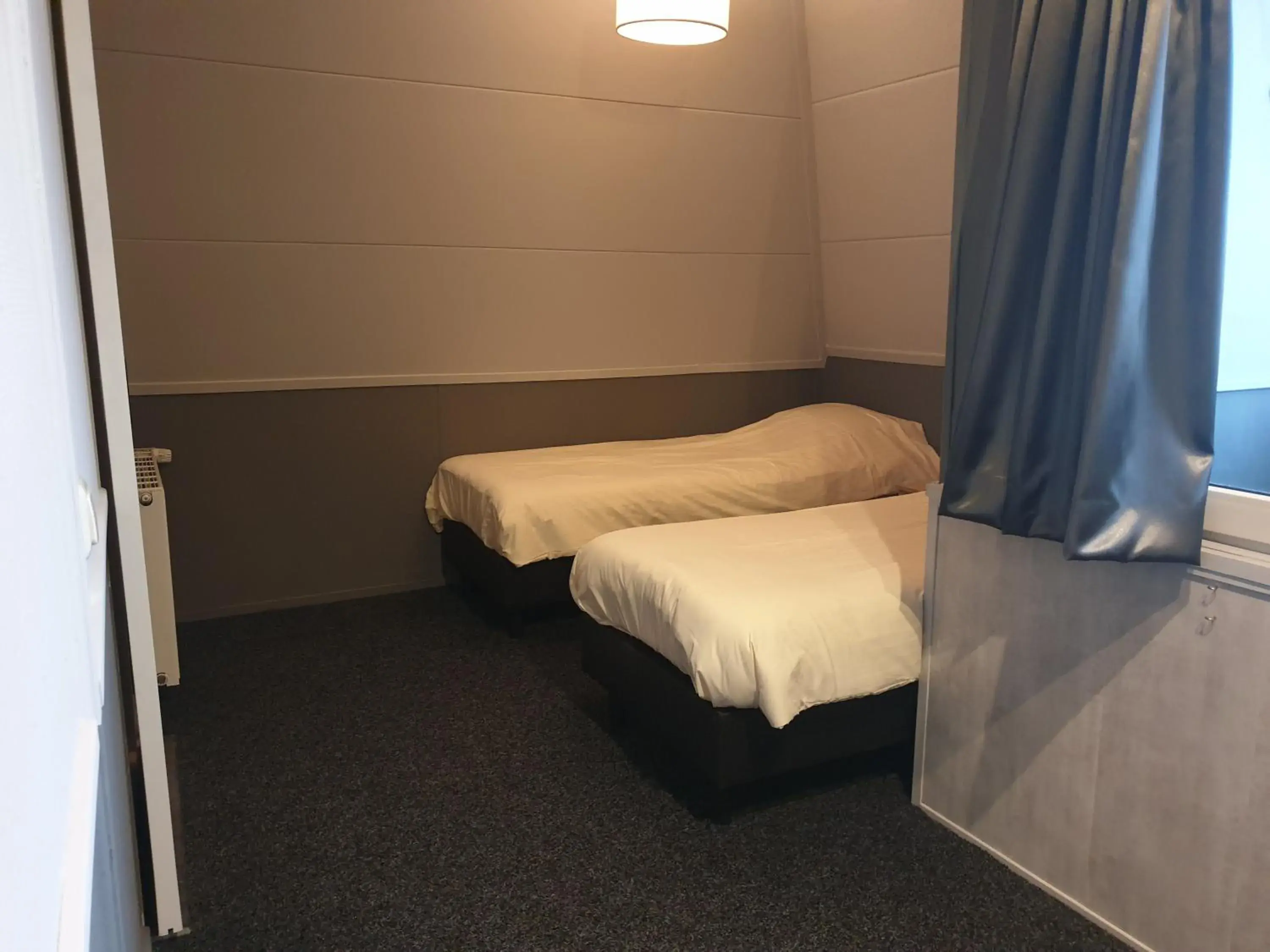 Deluxe Double Room with Balcony in Hotel,cafe,biljart POT Deluxe Double Room with Balcony in Hotel,cafe,biljart POT