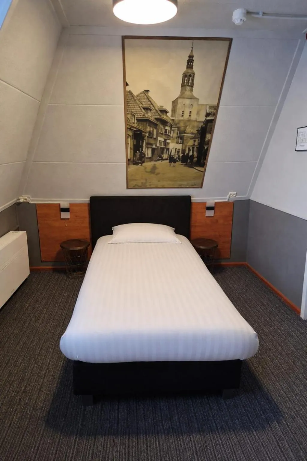 Bedroom, Bed in Hotel,cafe,biljart POT