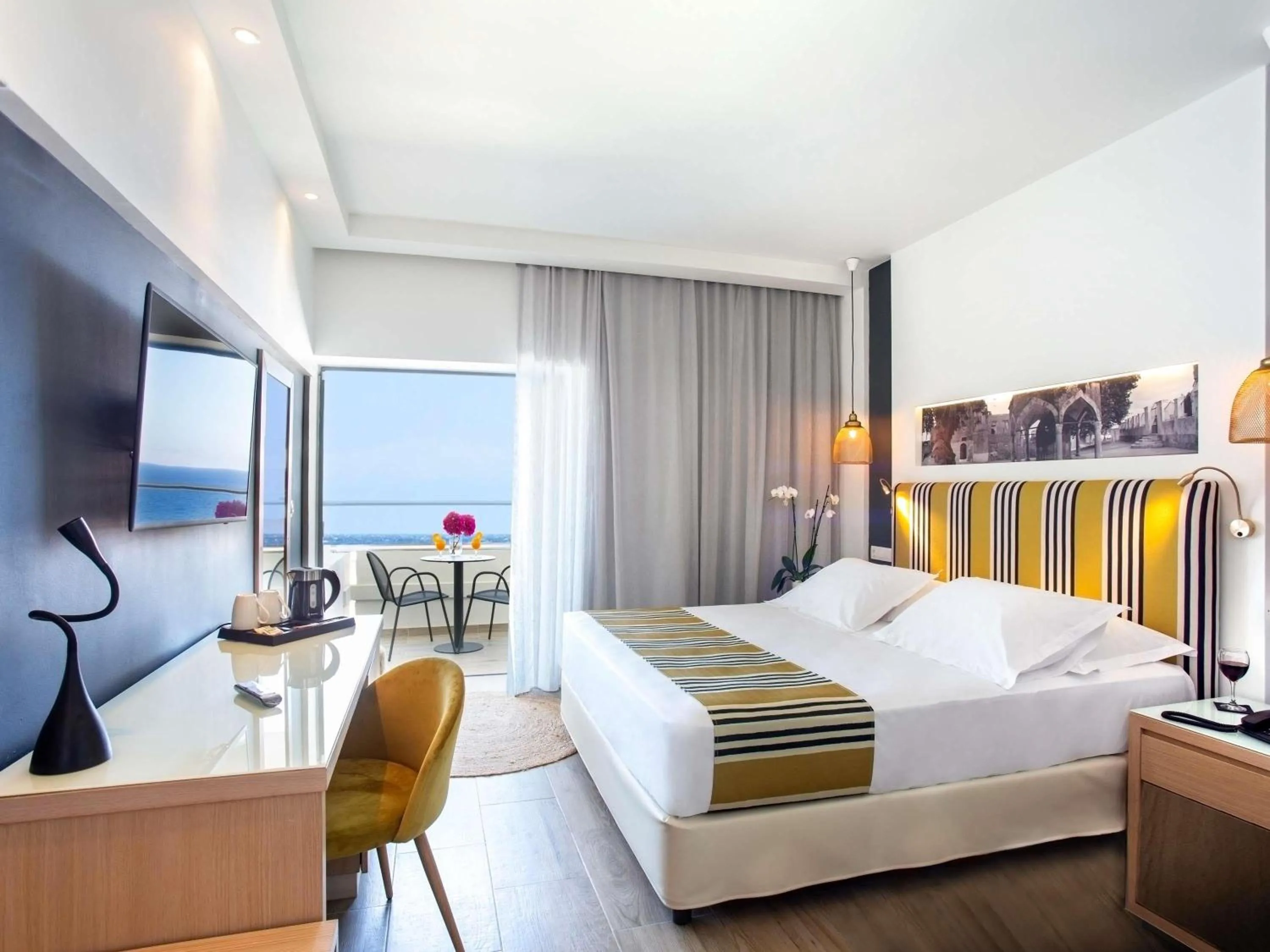 Bedroom, Bed in Mercure Rhodes Alexia Hotel & Spa