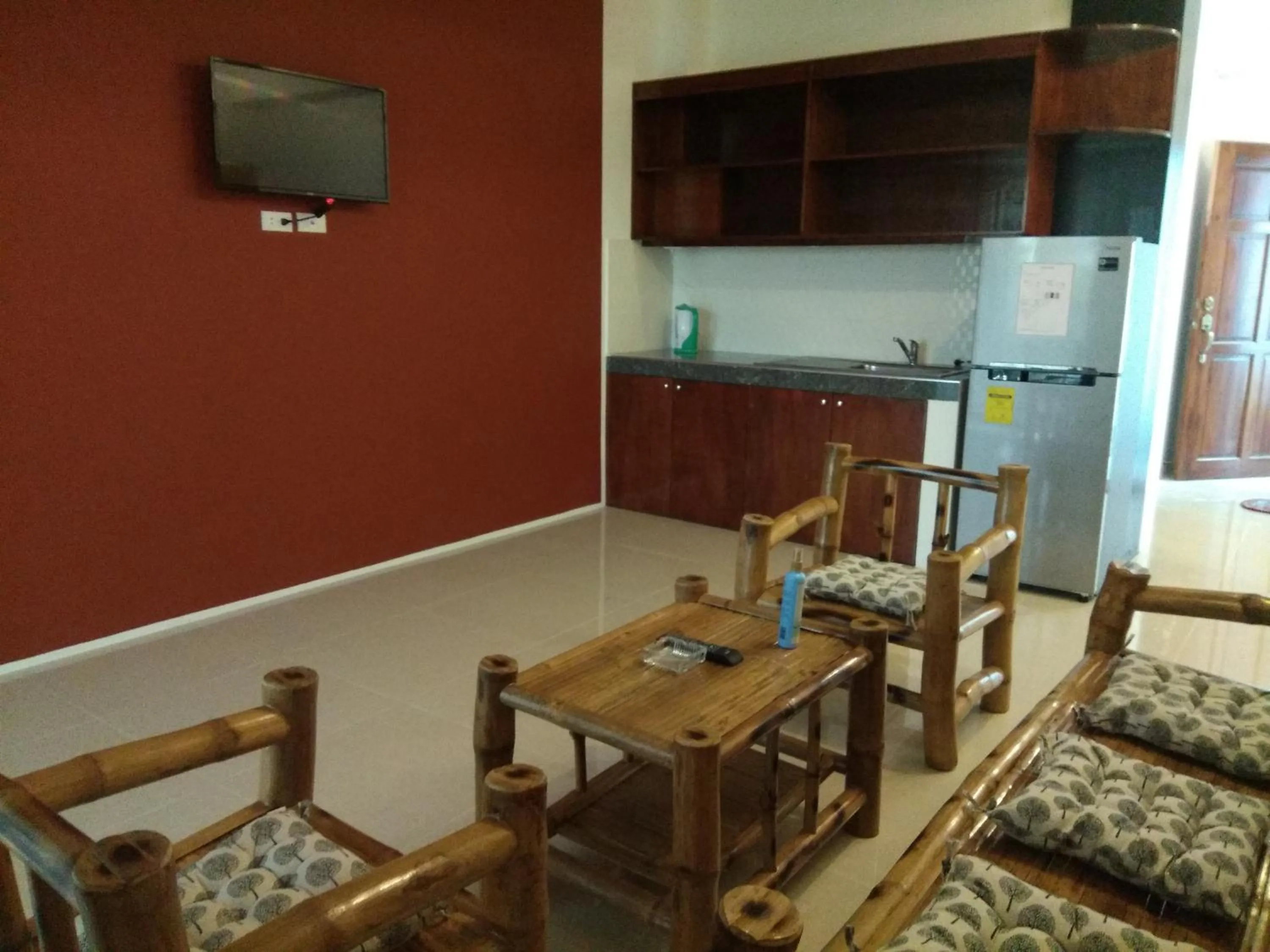 Kitchen or kitchenette in Jalyn's Resort Sabang