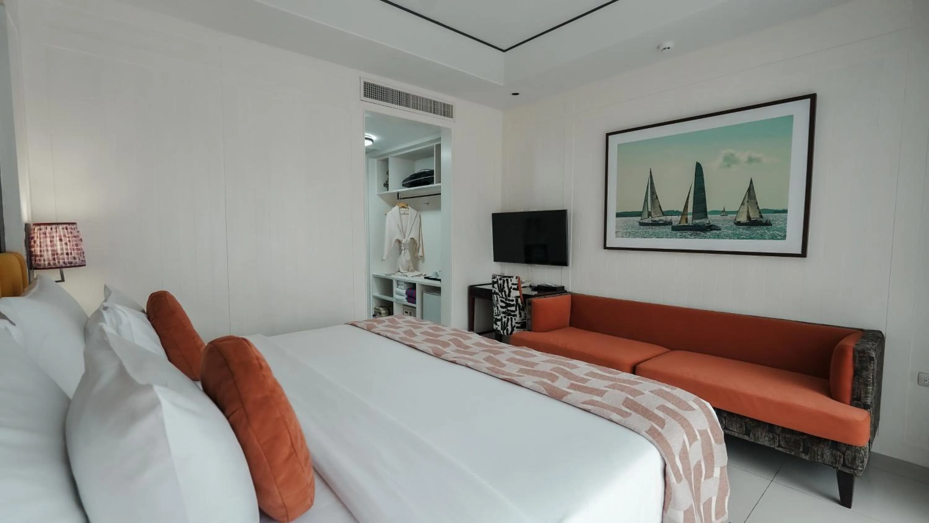 Bed in Sugar Marina Hotel - ART - Karon Beach