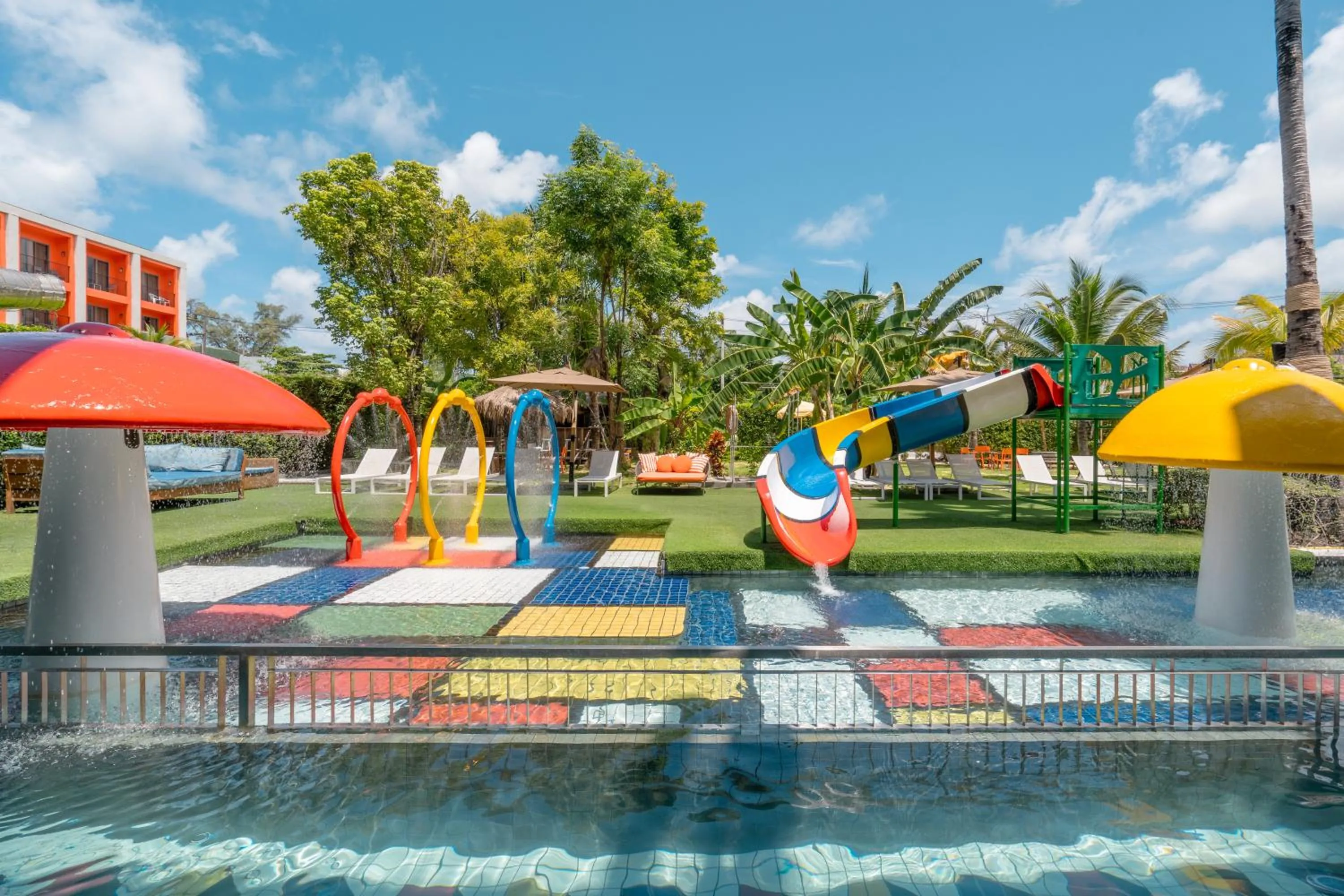 Property building in Sugar Marina Hotel - ART - Karon Beach