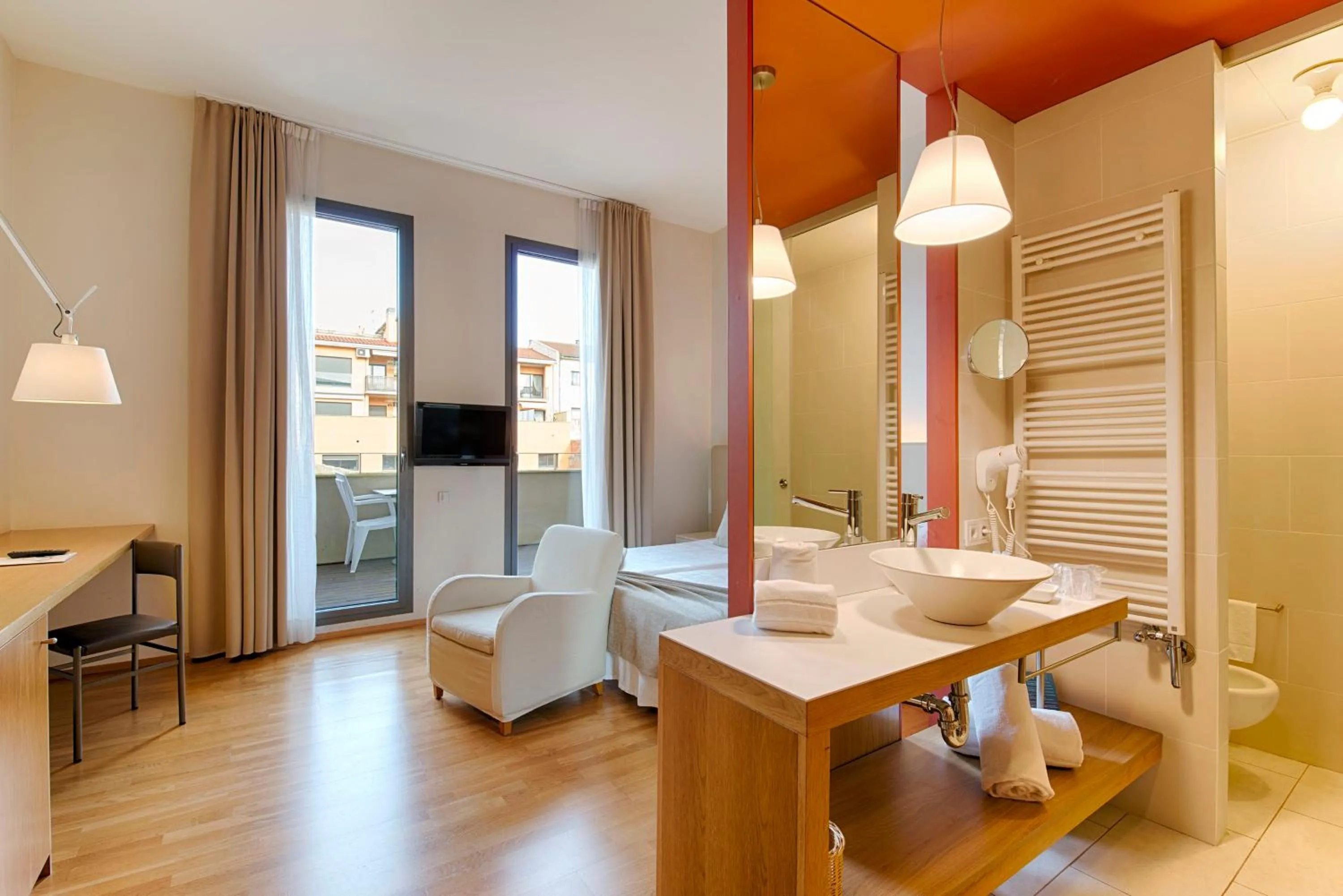 Photo of the whole room, Bed in Hotel Balneario Prats