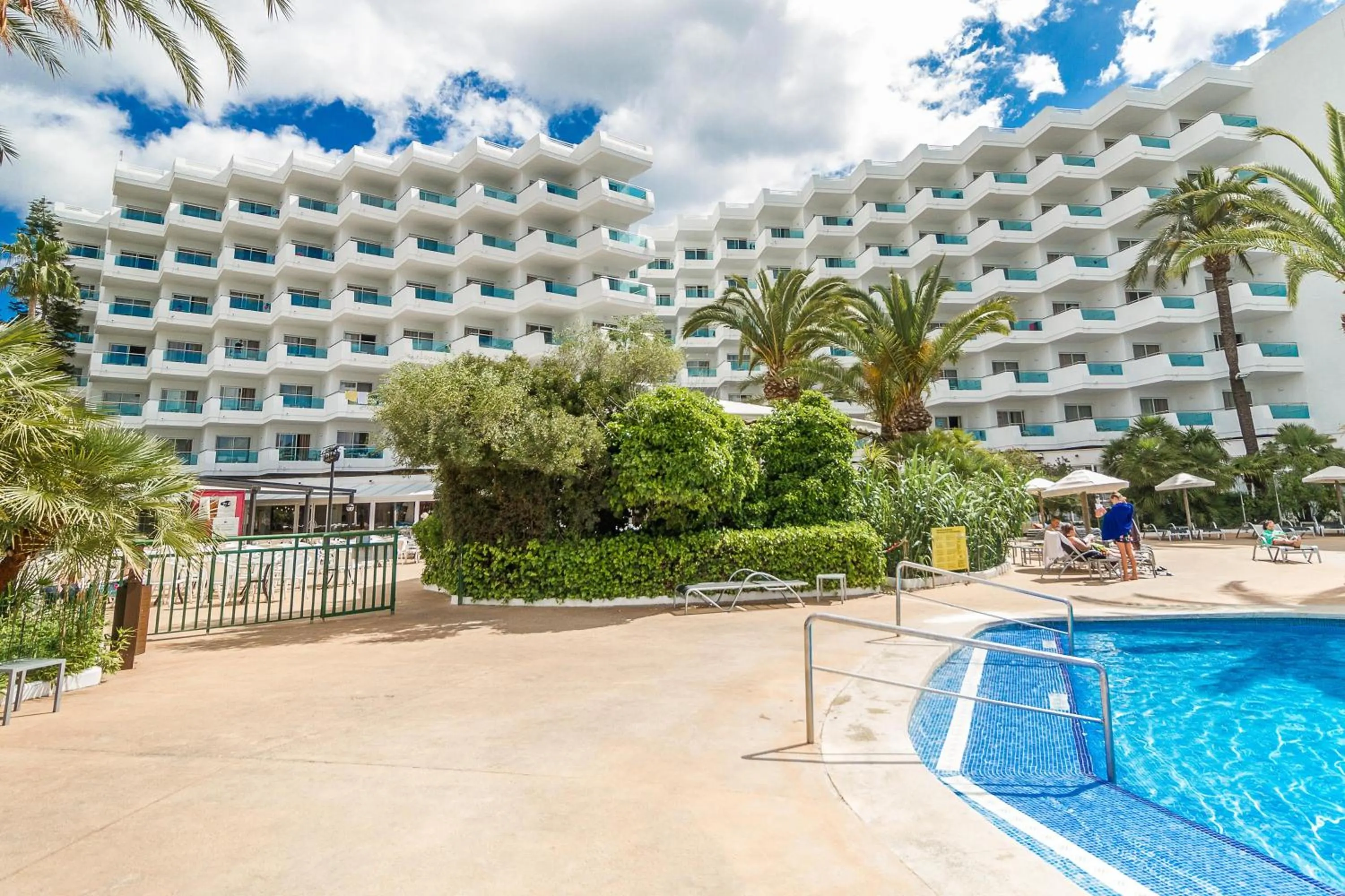 Property building in Eix Lagotel Holiday Resort