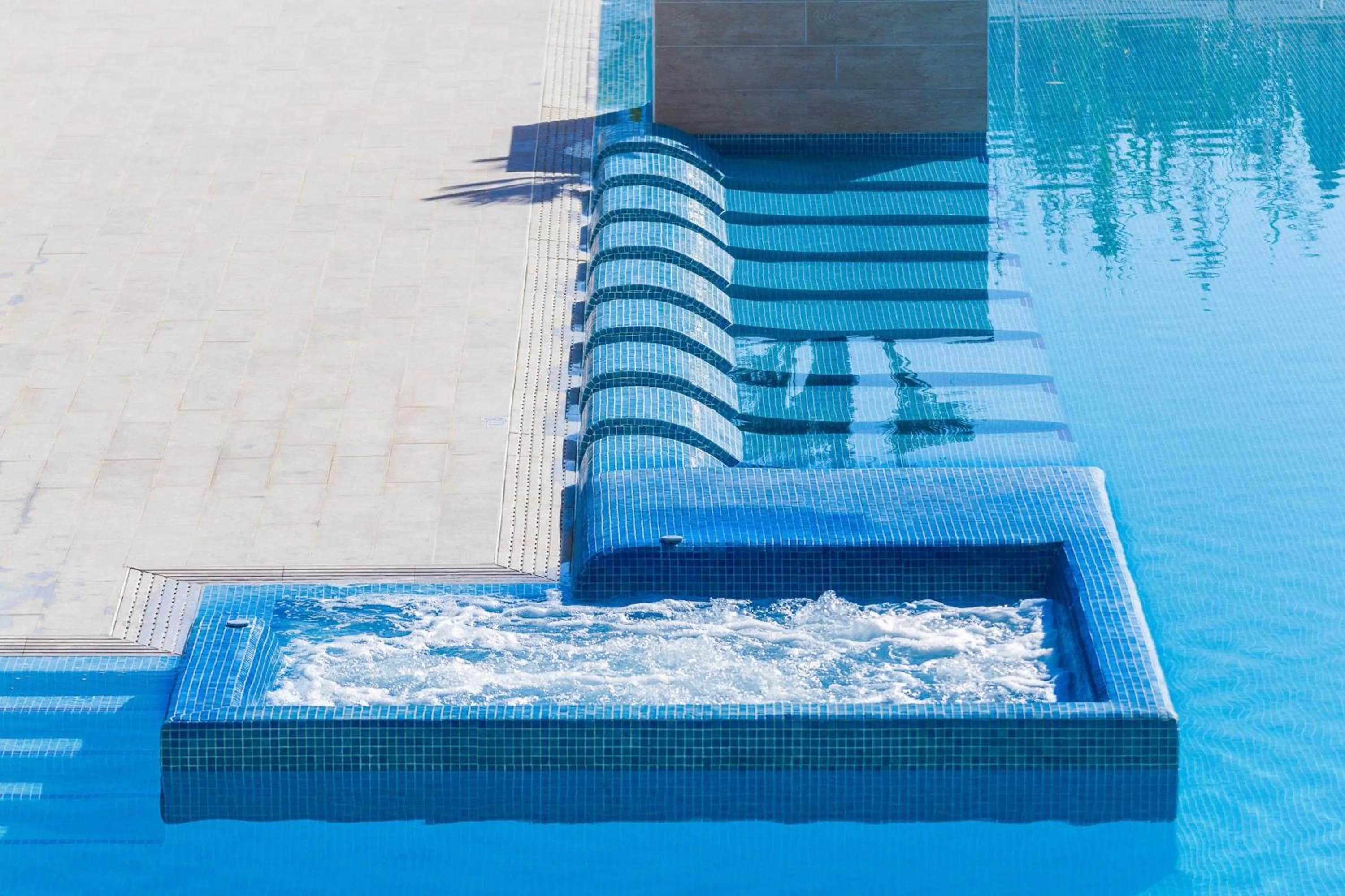 Swimming pool in Eix Lagotel Holiday Resort