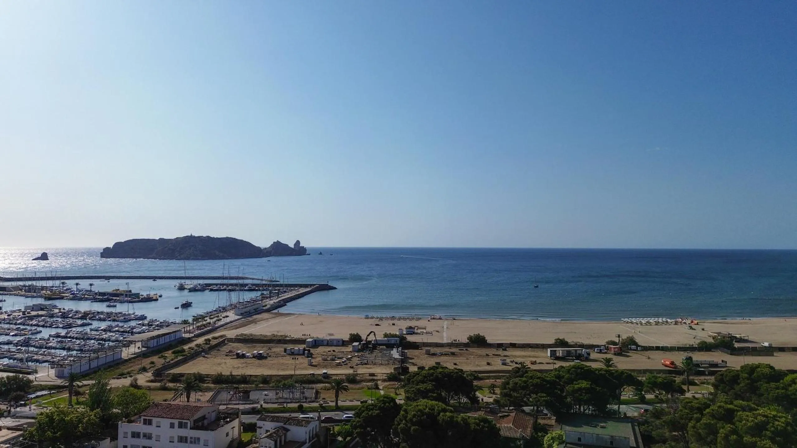 Beach in Hotel Bell Aire