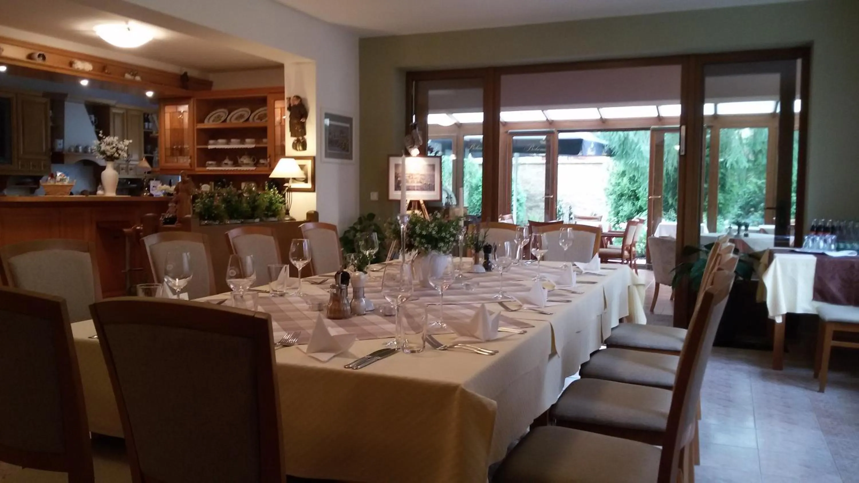 Restaurant/places to eat in Pension U Labe