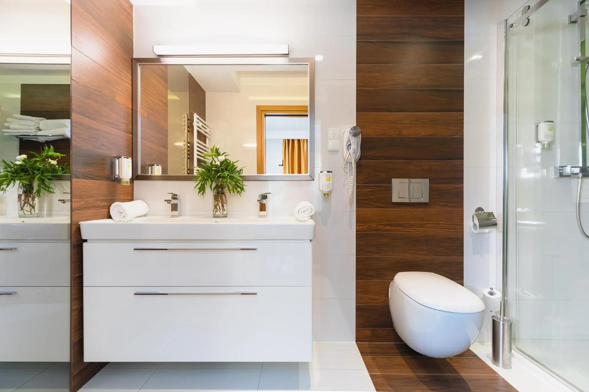 Shower in Hotel Amazonka Conference and Spa