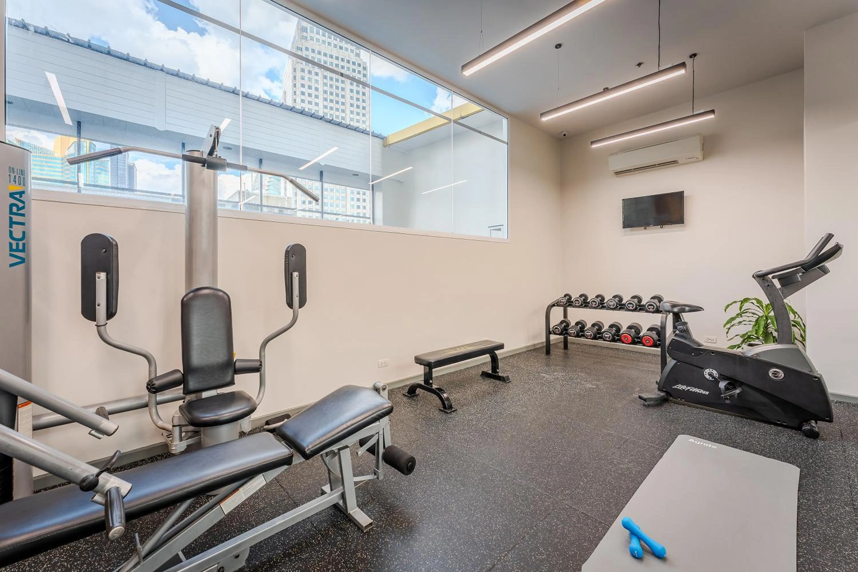 Fitness centre/facilities in Citadines Sukhumvit 16 Bangkok
