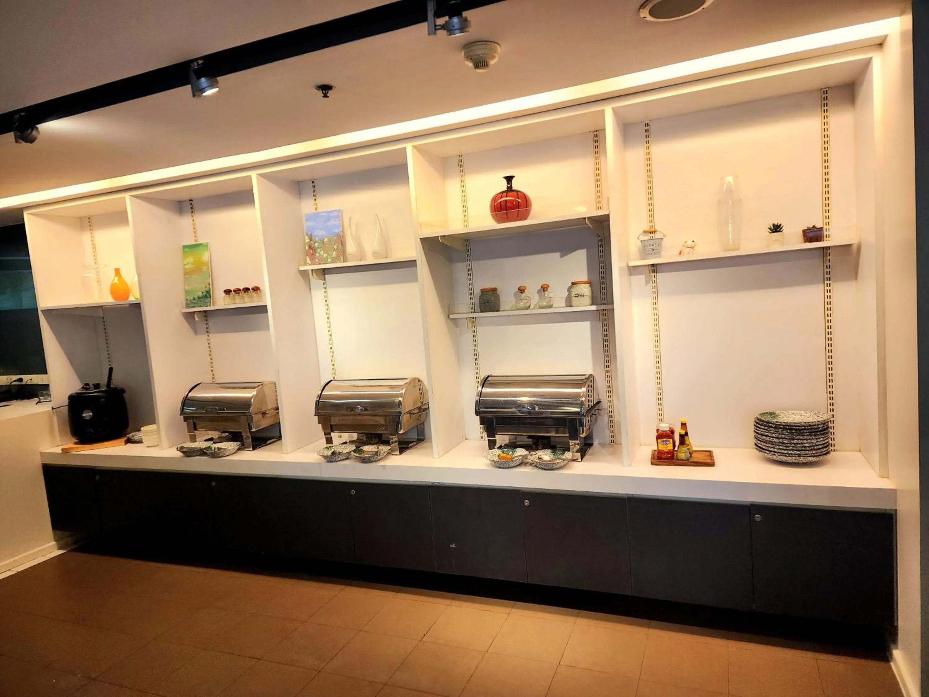 Restaurant/places to eat in Citadines Sukhumvit 16 Bangkok