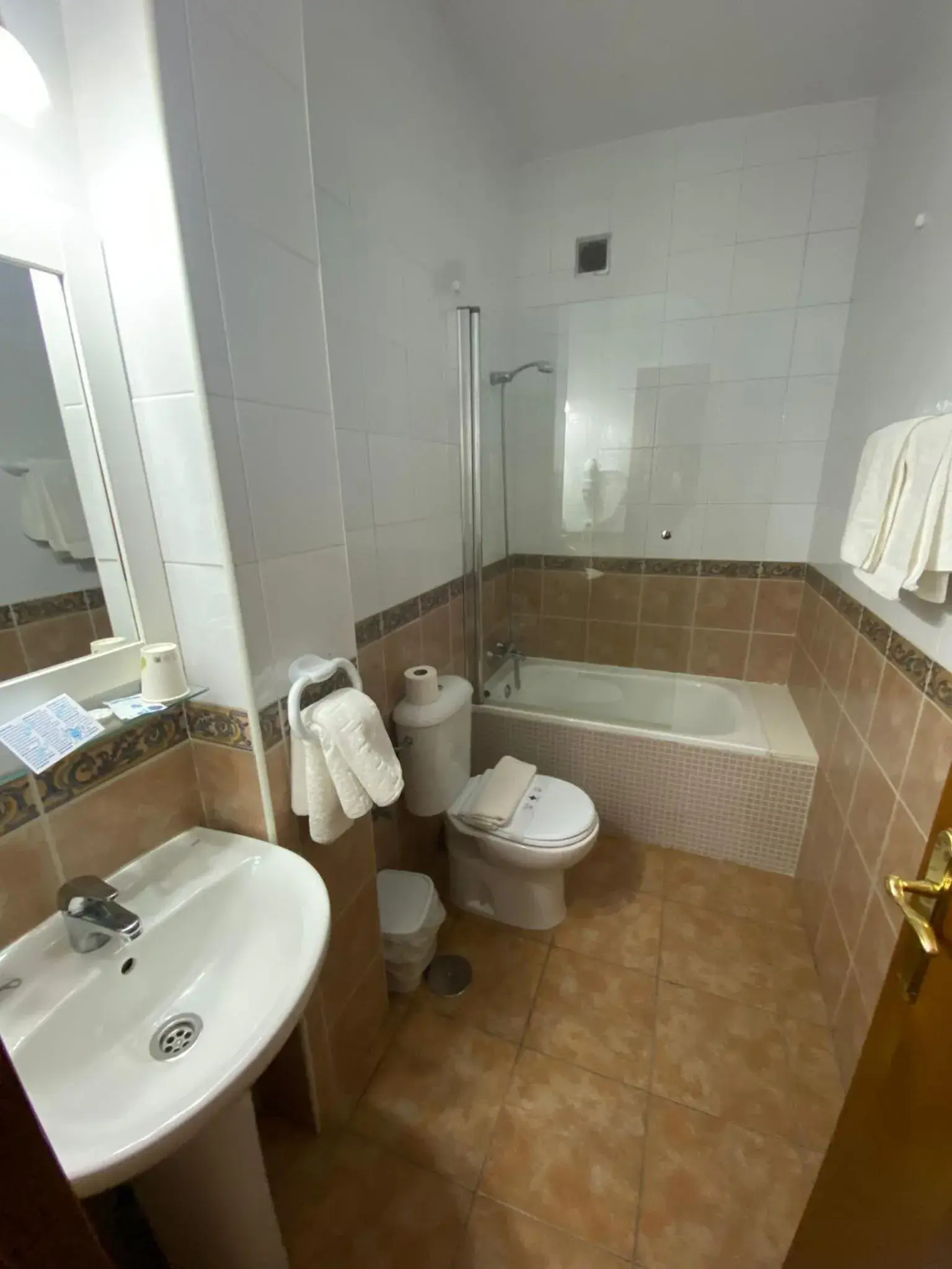 Twin Room without Terrace in El Levante Twin Room without Terrace in El Levante