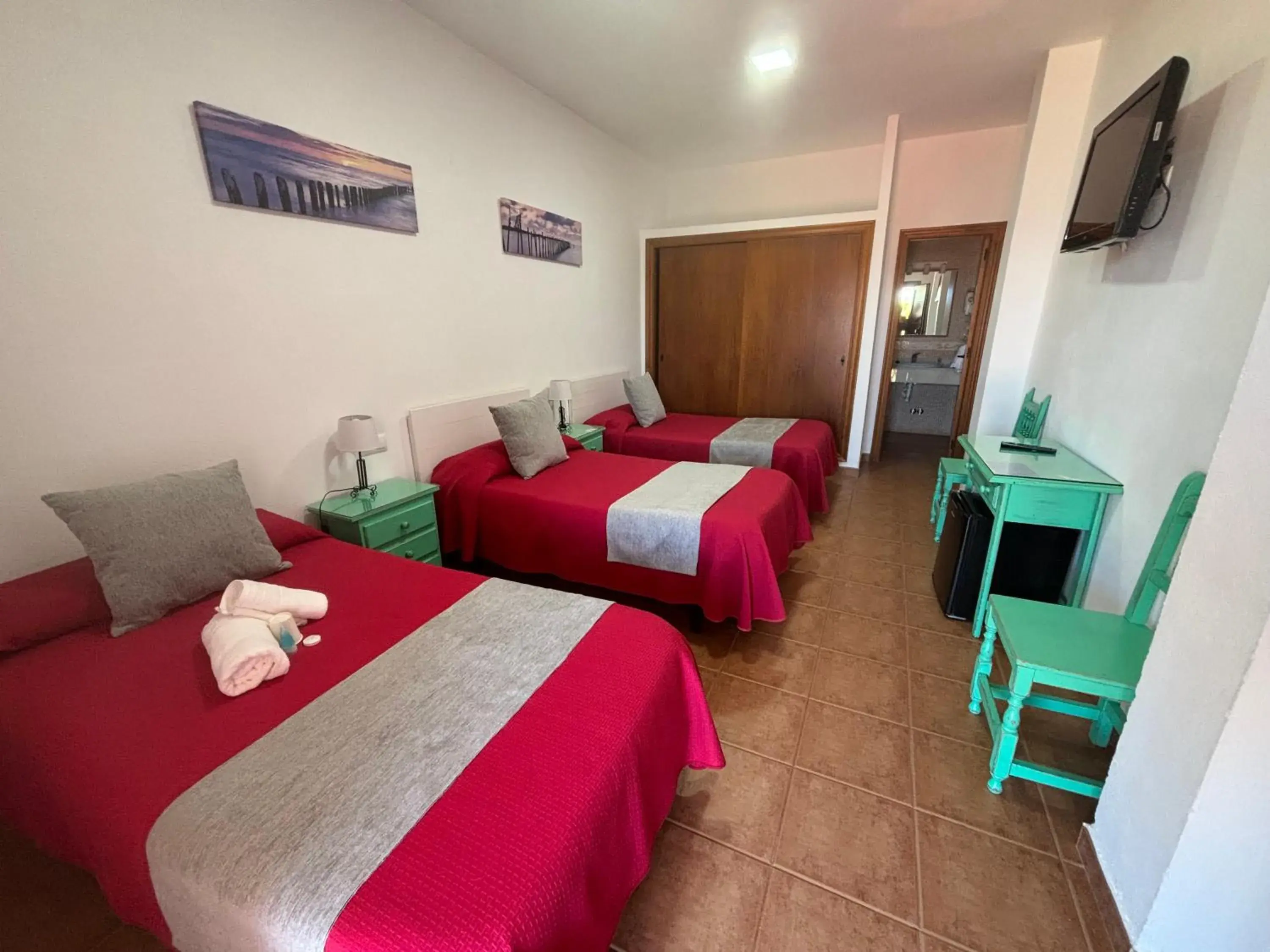 Triple Room without Terrace in El Levante Triple Room without Terrace in El Levante
